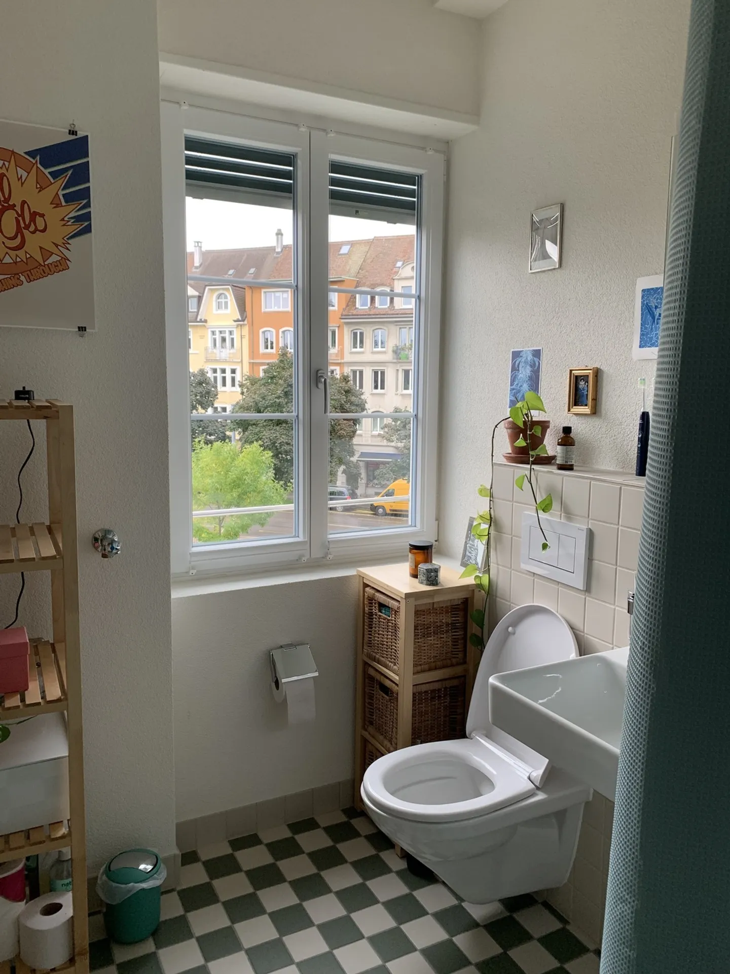 APPARTAMENTO 2 LOCALI A BASEL - ISELIN, ARREDATO, TEMPORANEO - Foto 3 di 5