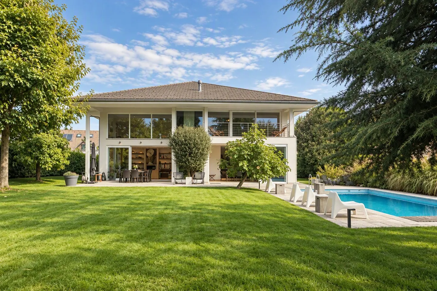 Luxury Villa in Coppet - Photo 1 of 16