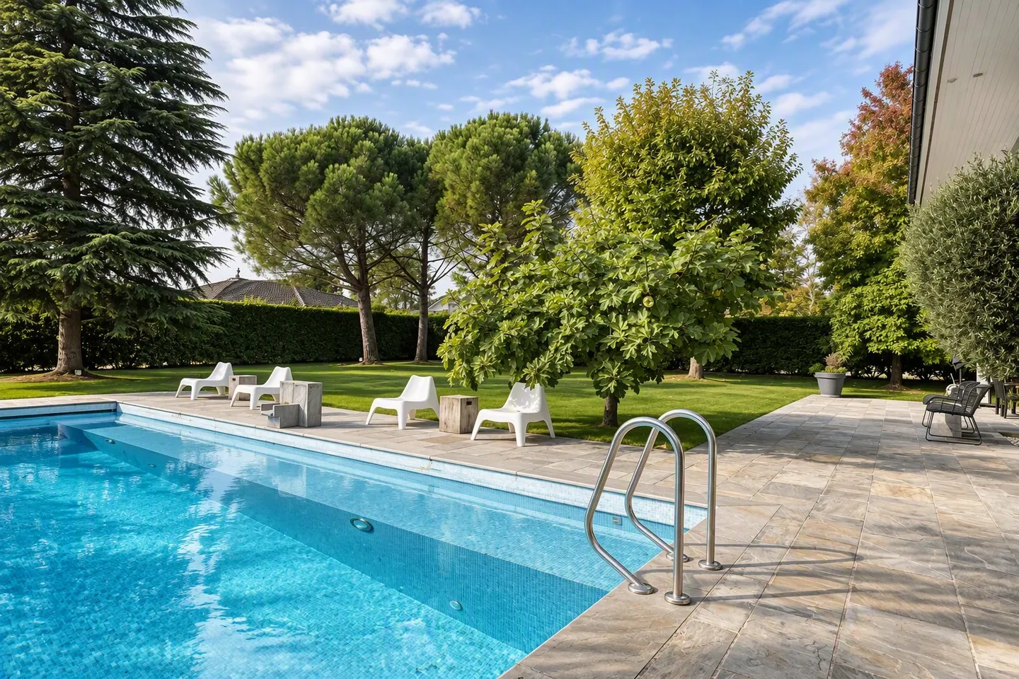Luxury Villa in Coppet - Photo 6 of 16