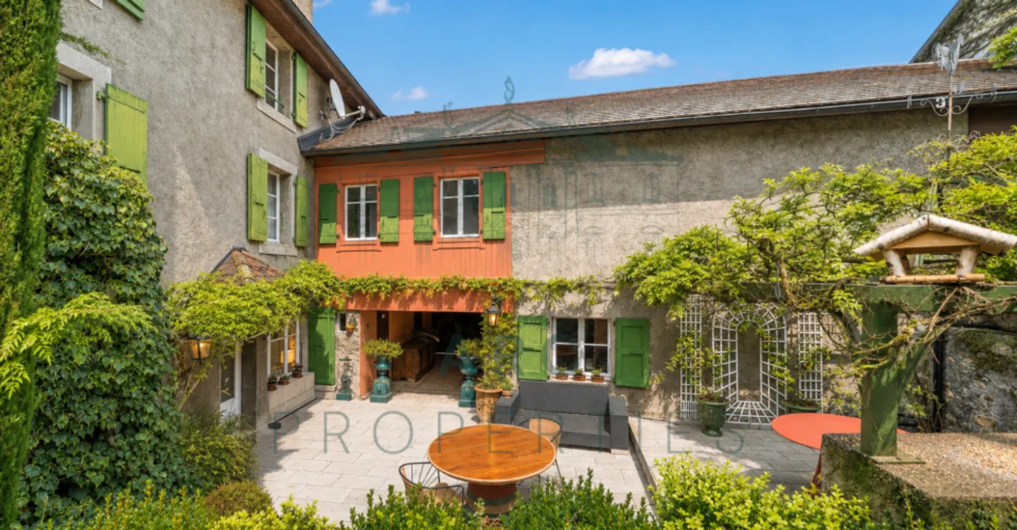 HERMANCE - MAGNIFICA CASA DI VILLAGGIO CON PISCINA - Foto 1 di 5