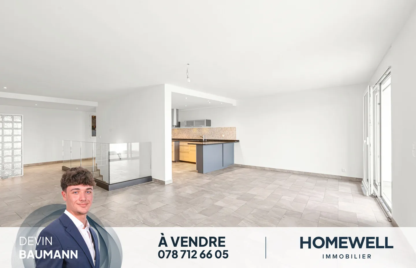 Duplex mit zeitgenössischer Architektur, erfüllt von Licht mit atemberaubendem Blick auf den See! - Foto 1 von 10