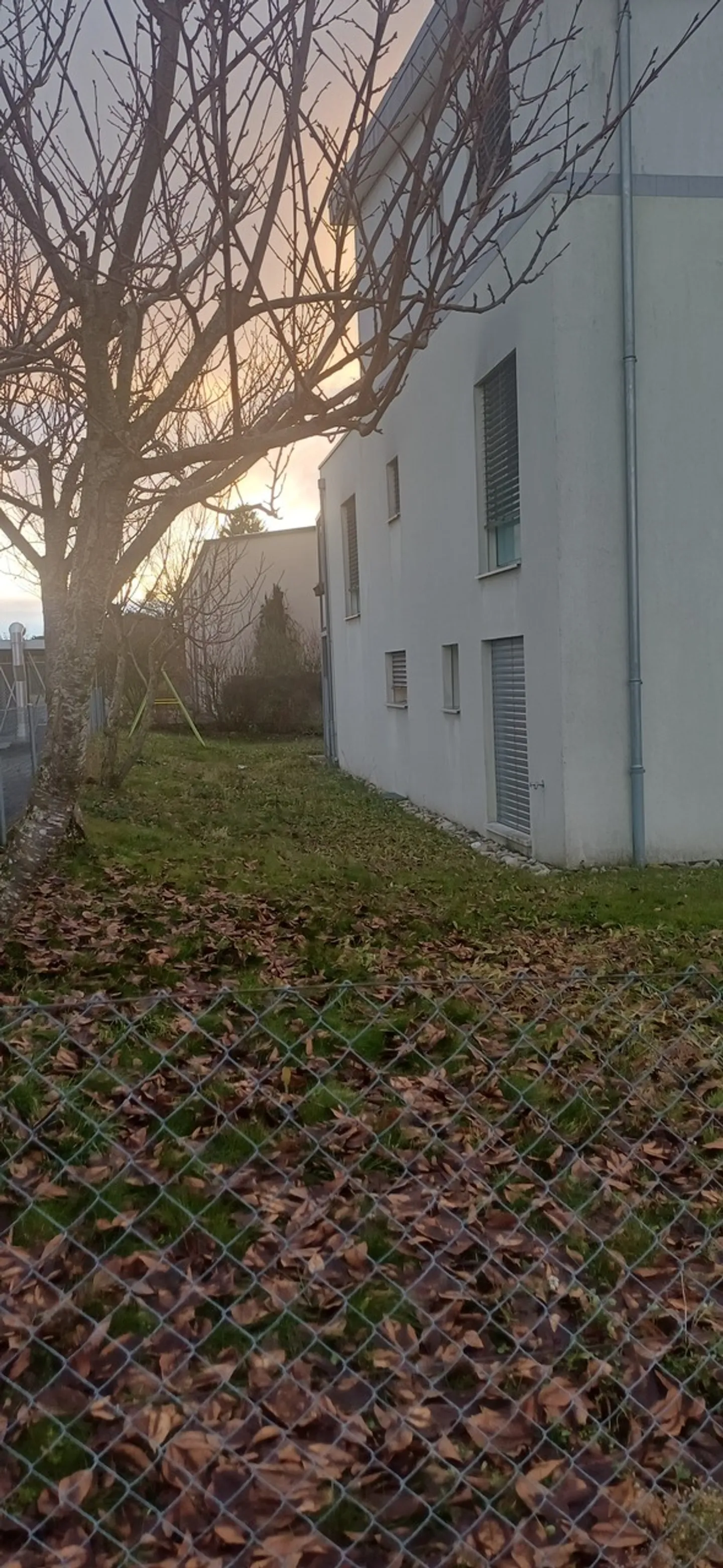 Charming Apartment with Garden - Photo 4 of 15