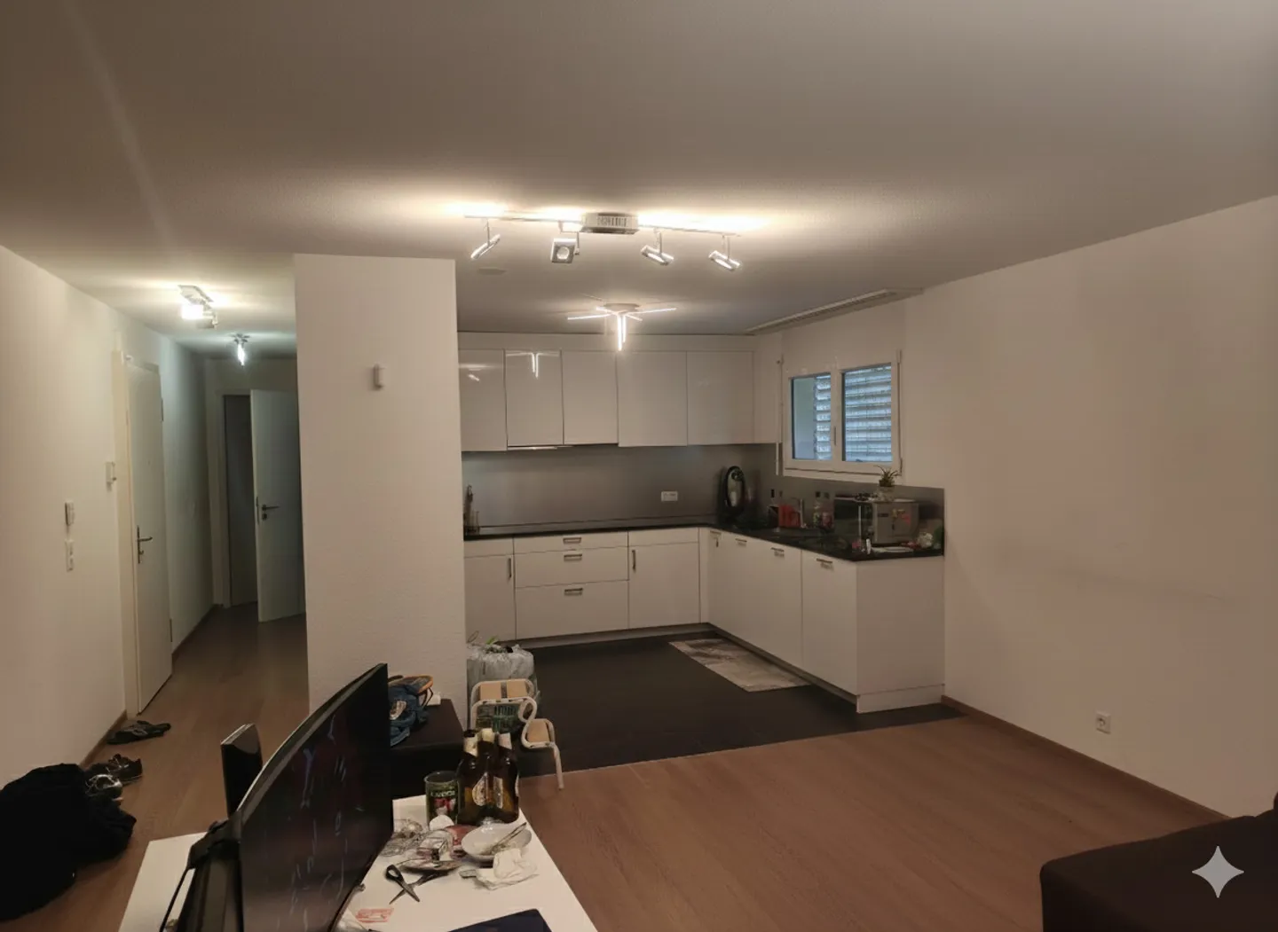 Charming Apartment with Garden - Photo 5 of 15