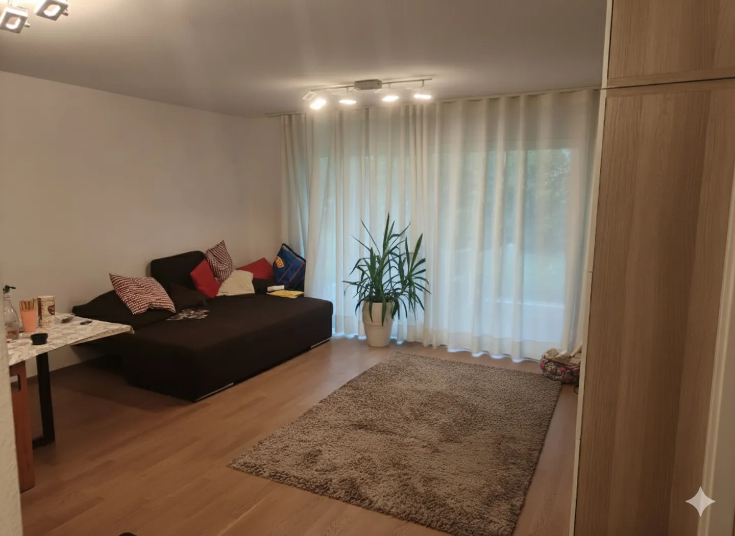 Charming Apartment with Garden - Photo 6 of 15
