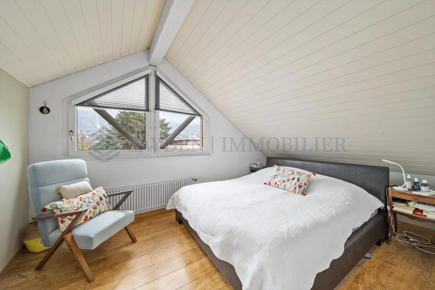 Incantevole duplex di 7 stanze all'ultimo piano - Foto 6 di 6