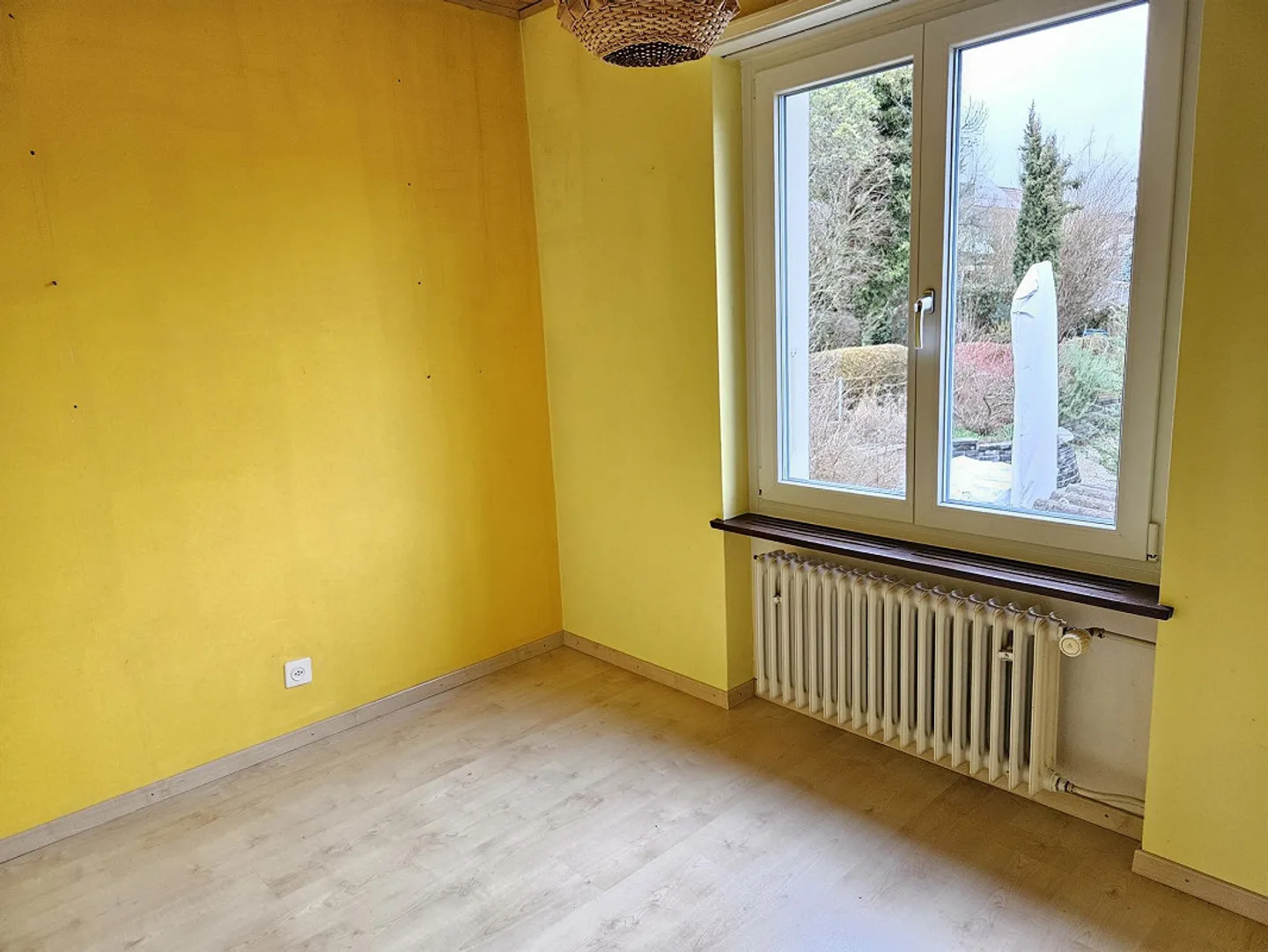 Charmantes Einfamilienhaus mit Garten - Foto 8 von 12