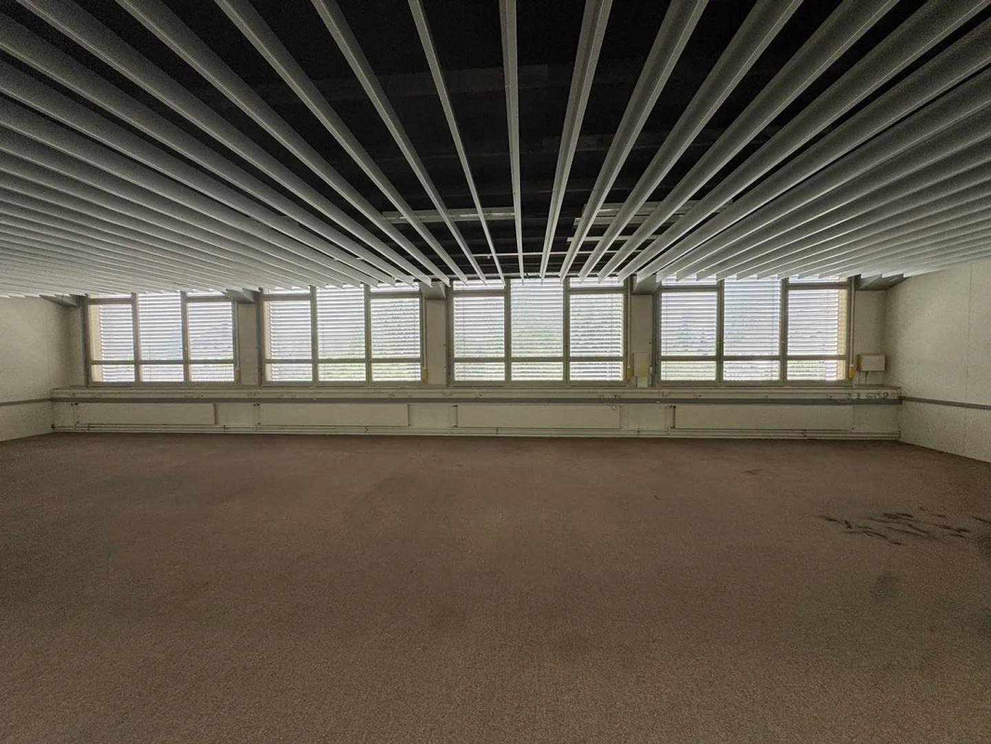 Commercial/Office Space for Rent in Solothurn - Photo 3 of 10