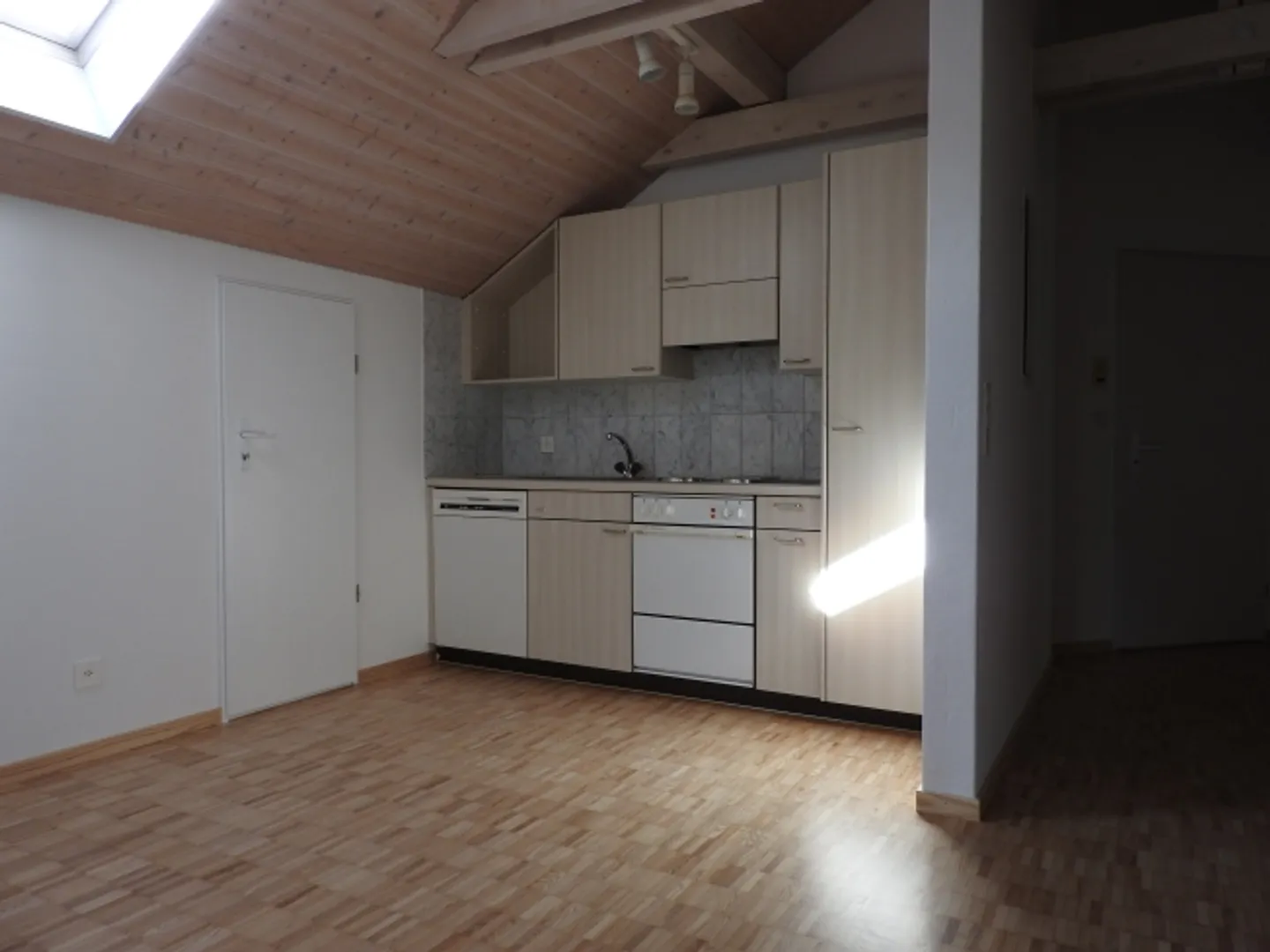 «Attraktive Dachwohnung» - Foto 3 von 6