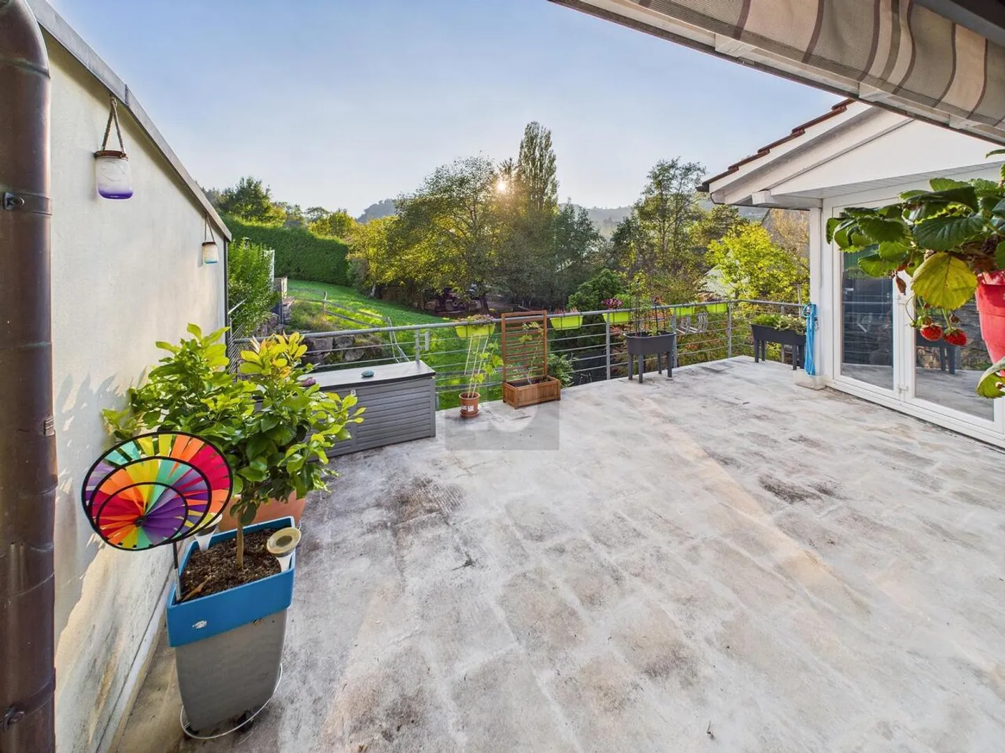 Charmante Wohnung mit Terrasse - Foto 1 von 4