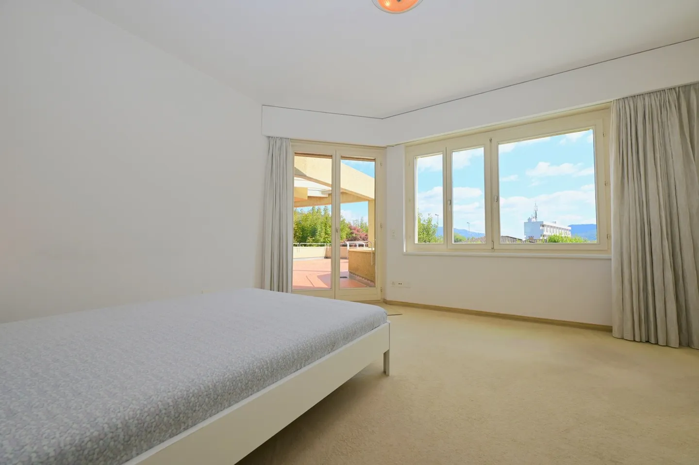 Exklusive Villa mit Pool und Panoramablick - Ideal für Familien - Foto 25 von 31