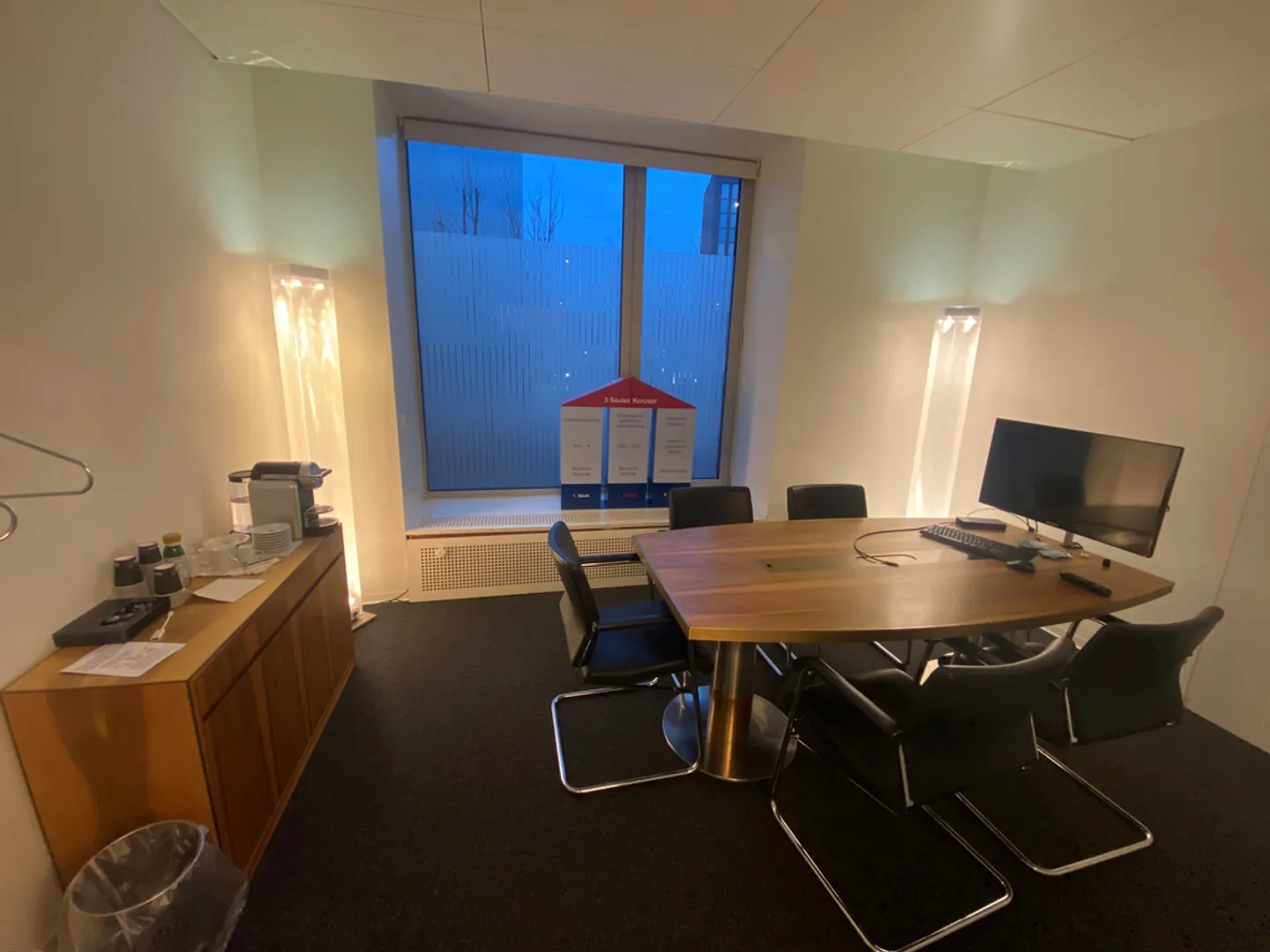 Espace de bureau représentatif à louer - Photo 10 sur 12