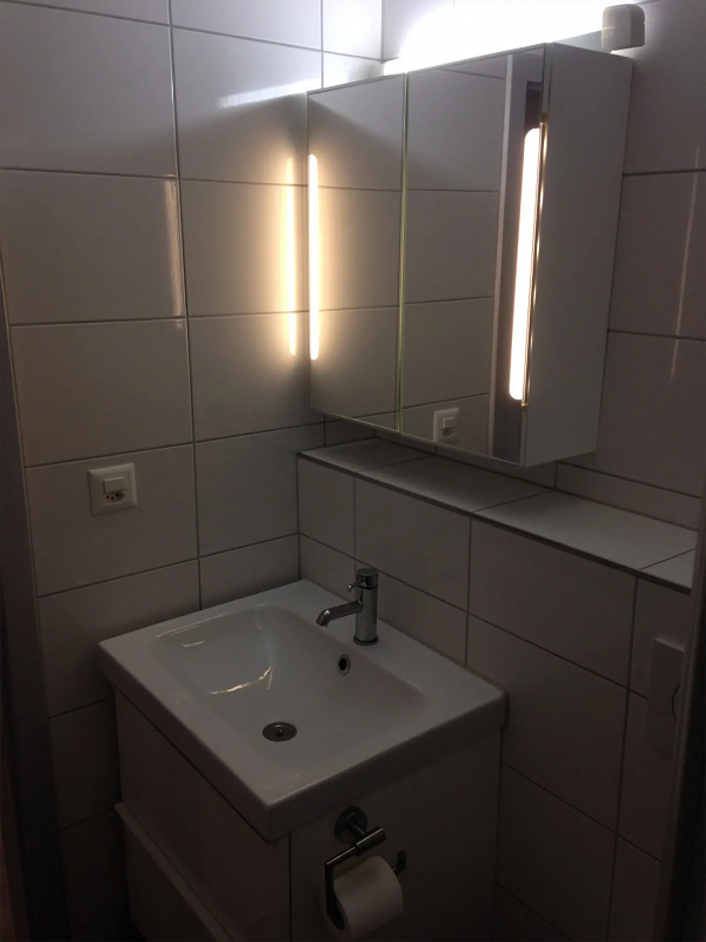Affordable, bright 2-room apartment - Photo 4 of 8