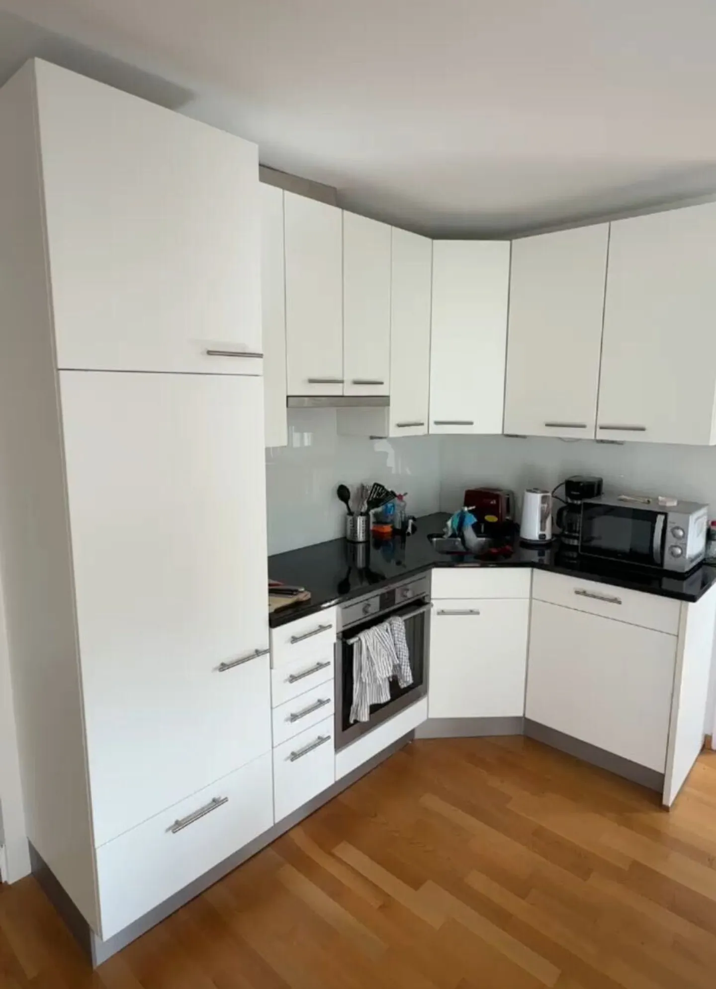 Cozy Apartment with Garden - Photo 2 of 6