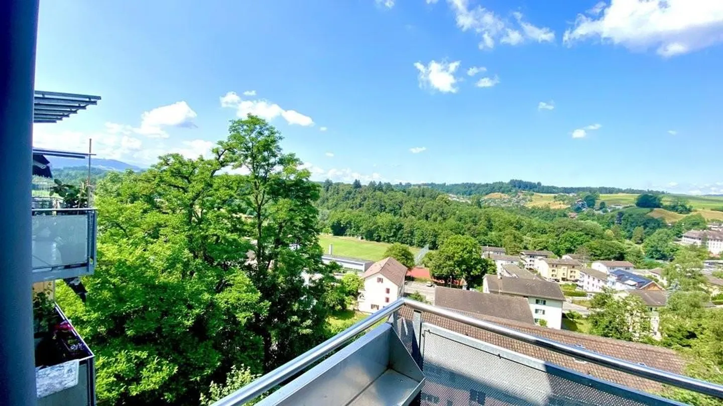 Appartamento affascinante 3.5 locali con vista! - Foto 10 di 10