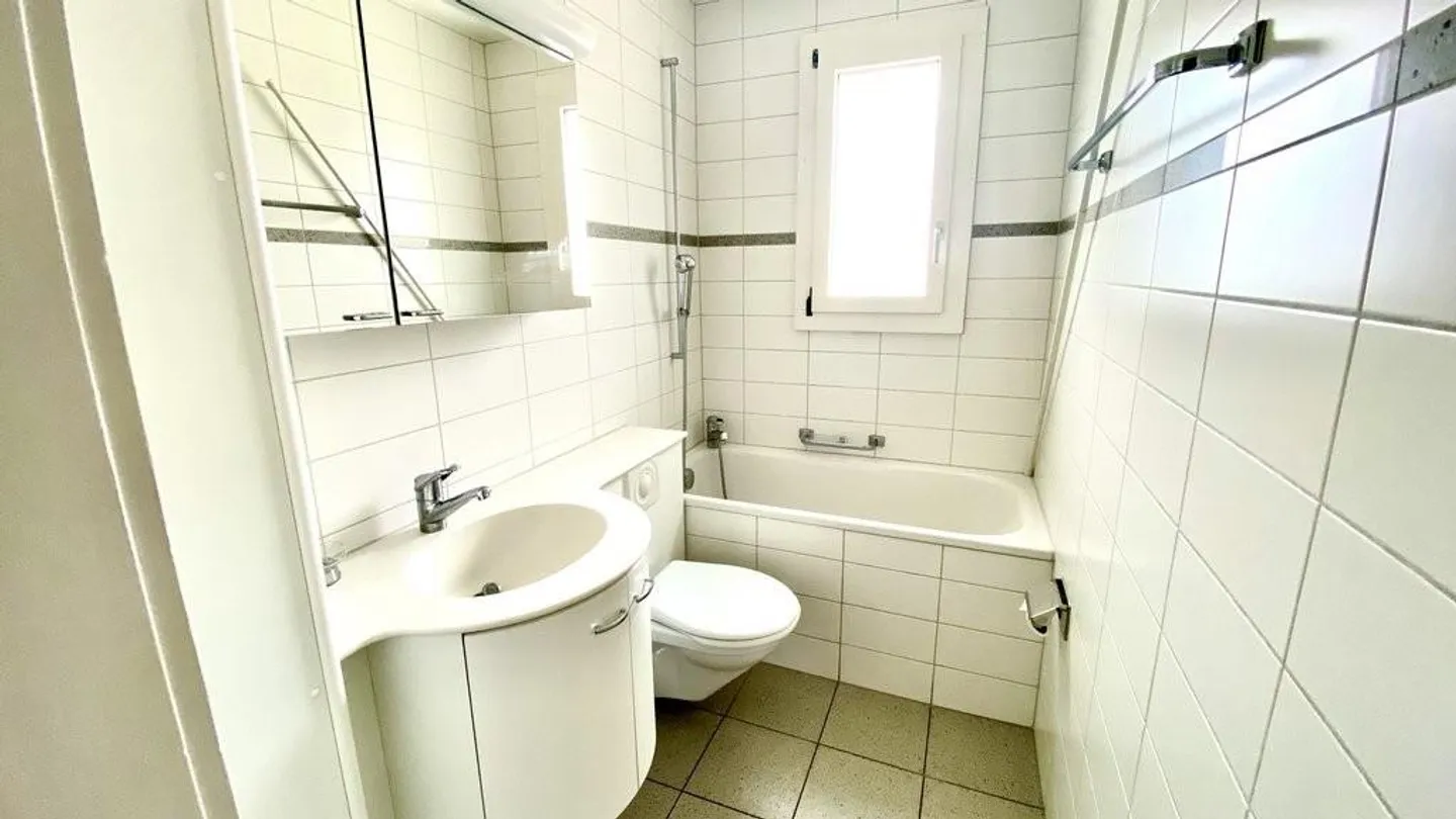 Appartamento affascinante 3.5 locali con vista! - Foto 4 di 10