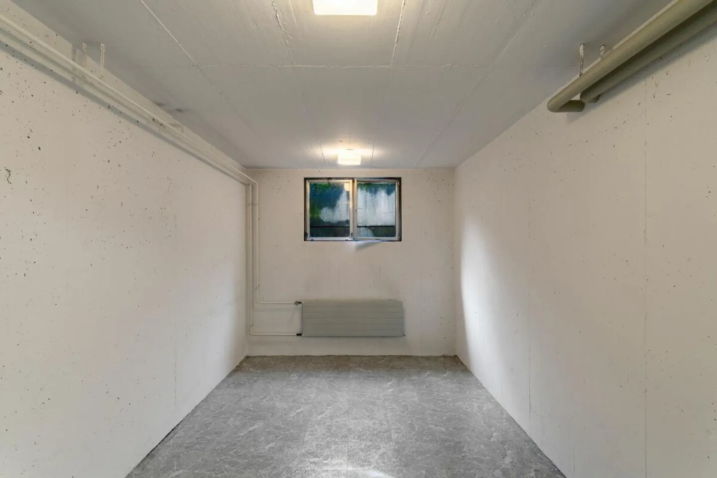 Apartment in the Green - Photo 15 of 22
