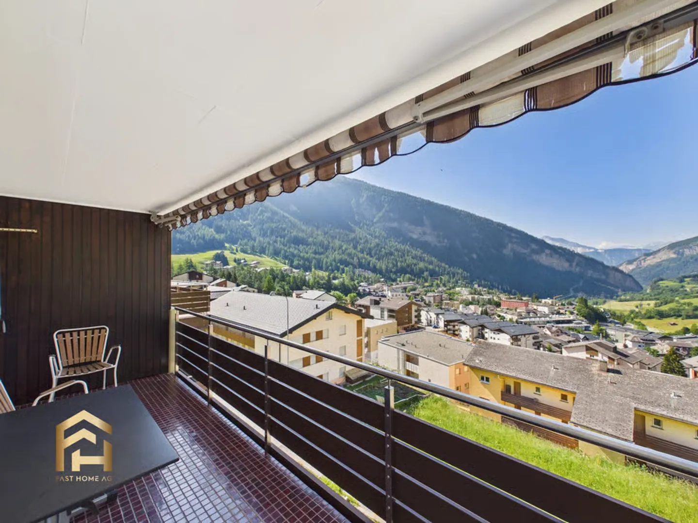 Appartement attrayant de 2,5 pièces avec 2 balcons et une vue magnifique - Photo 13 sur 13