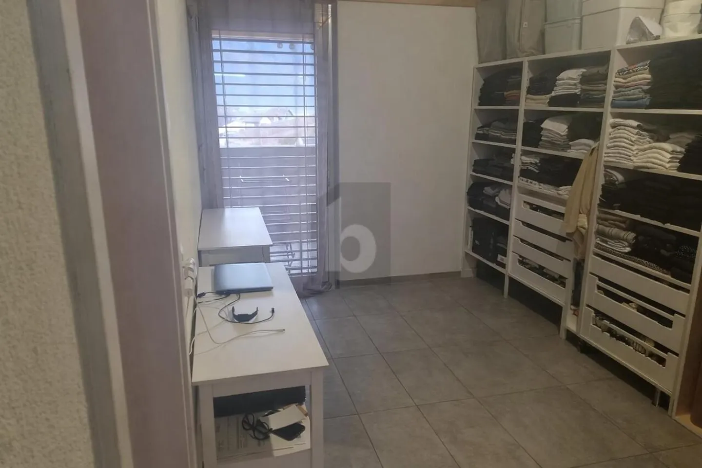 Appartement Charmant avec Vue sur Montagne - Photo 4 sur 6