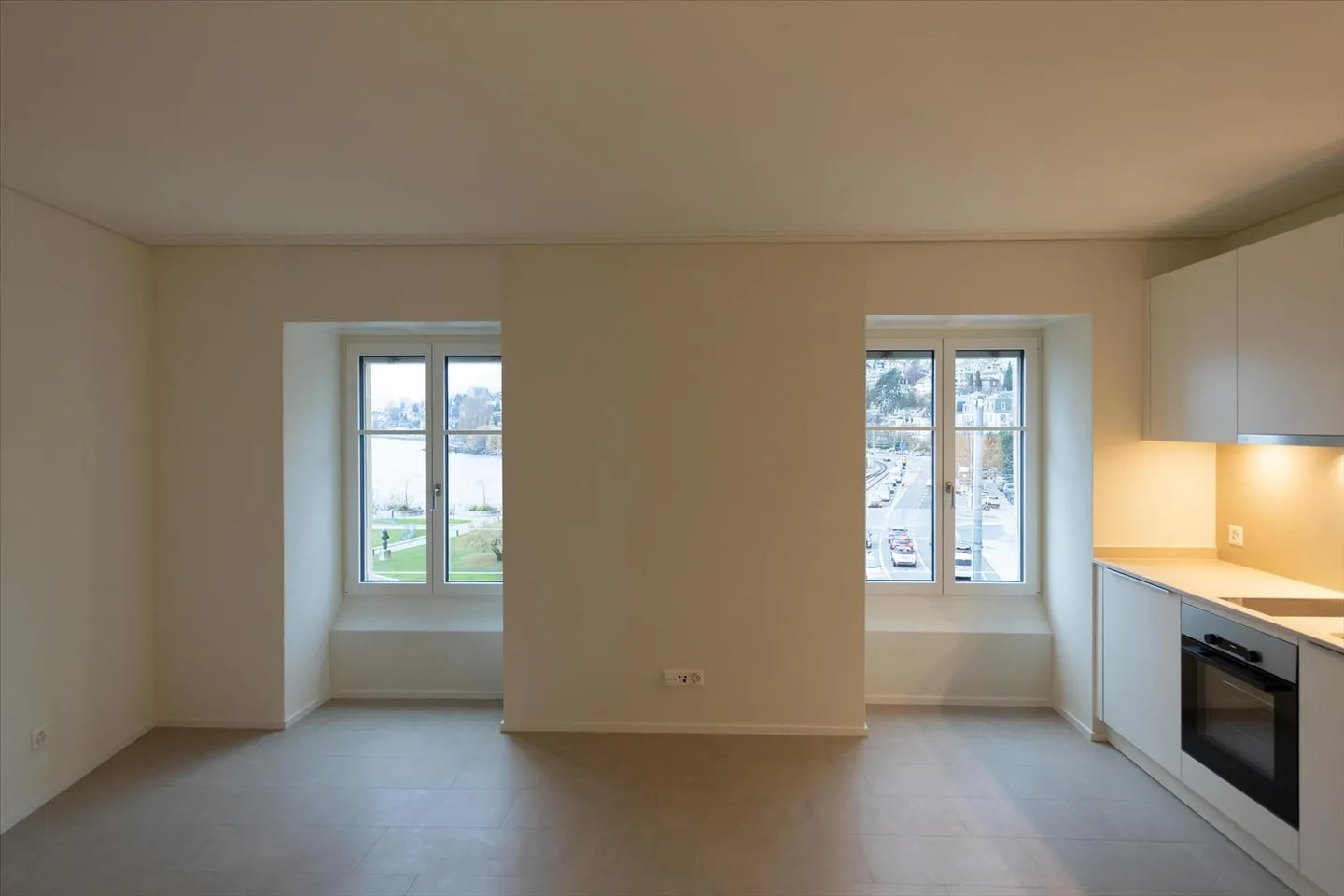 Studio luminoso vicino al lago - Foto 4 di 5