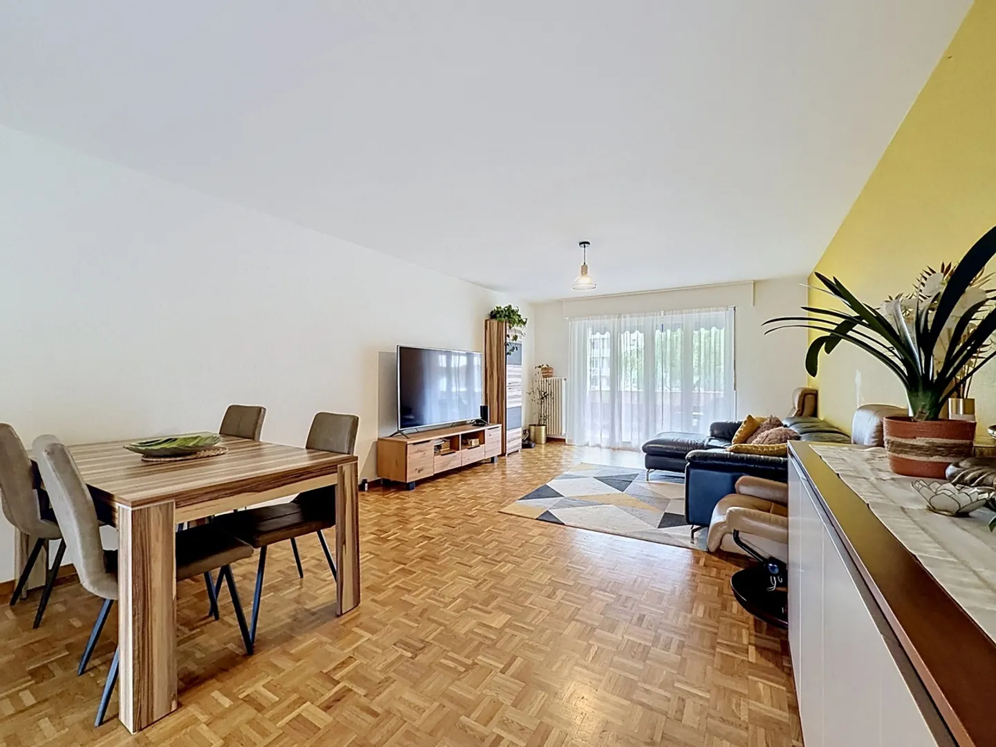 Appartement Familial Spacieux à Martigny - Photo 4 sur 16