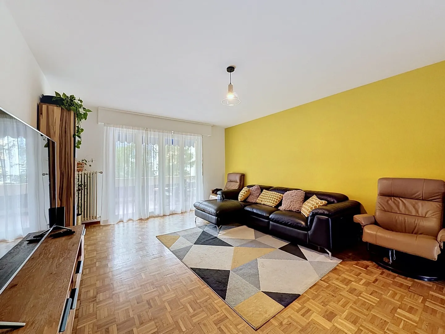 Appartement Familial Spacieux à Martigny - Photo 3 sur 16