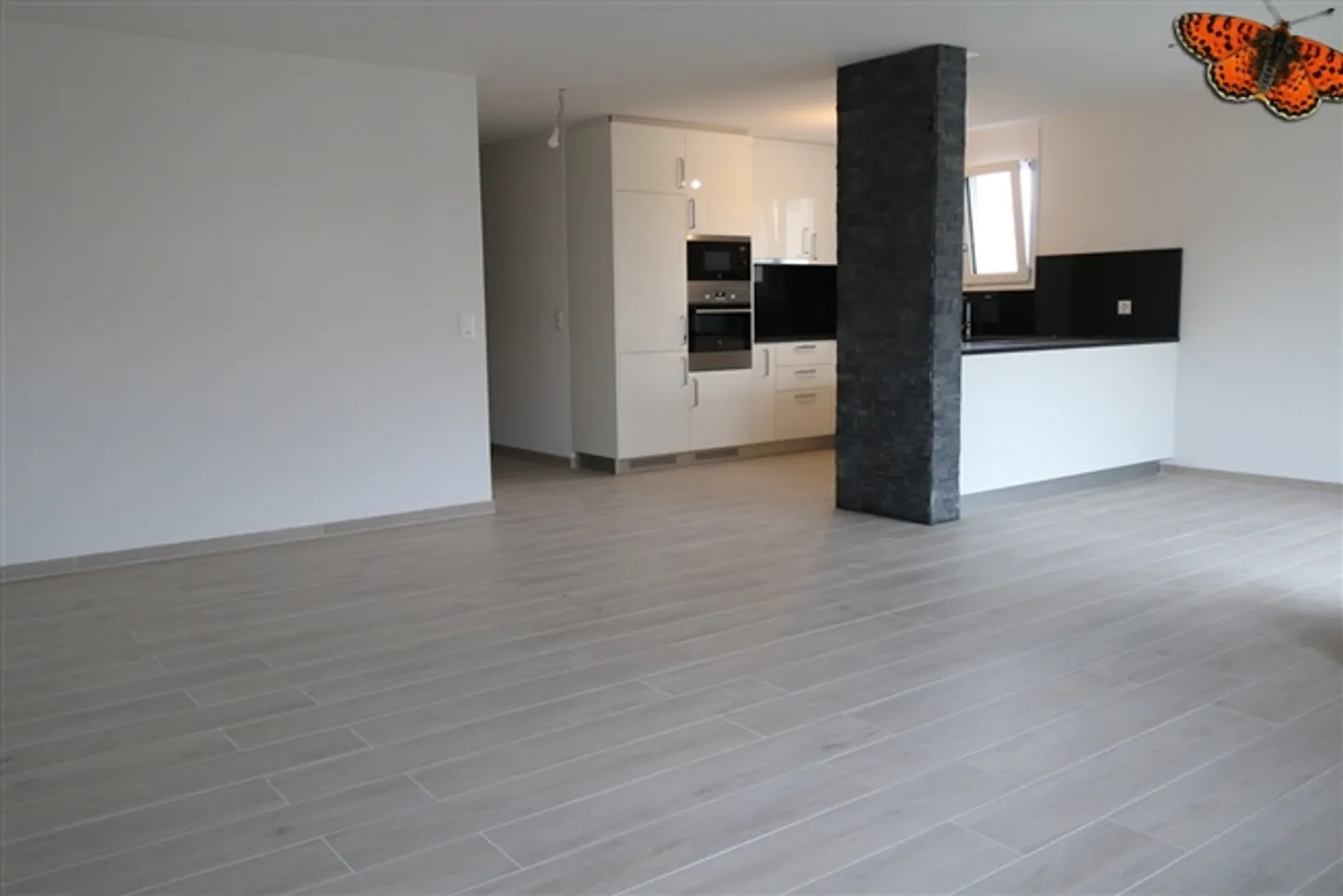 3 1/2 STANZE - Al piano terra - Foto 3 di 8