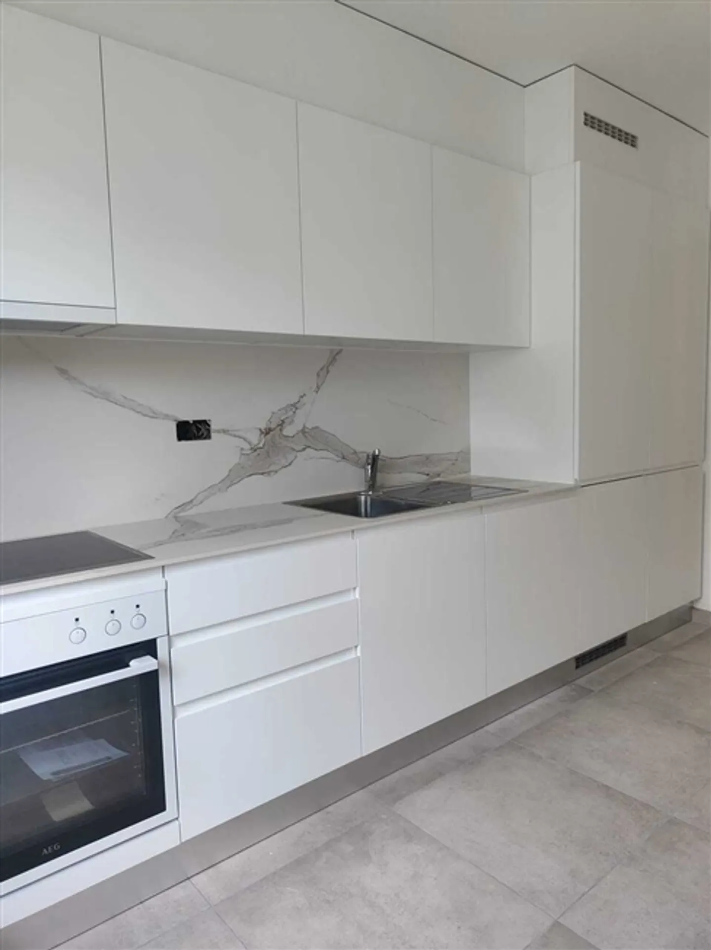 «4.5-Zimmer-Wohnung zu vermieten in ruhiger Lage von Ascona» - Foto 3 von 16