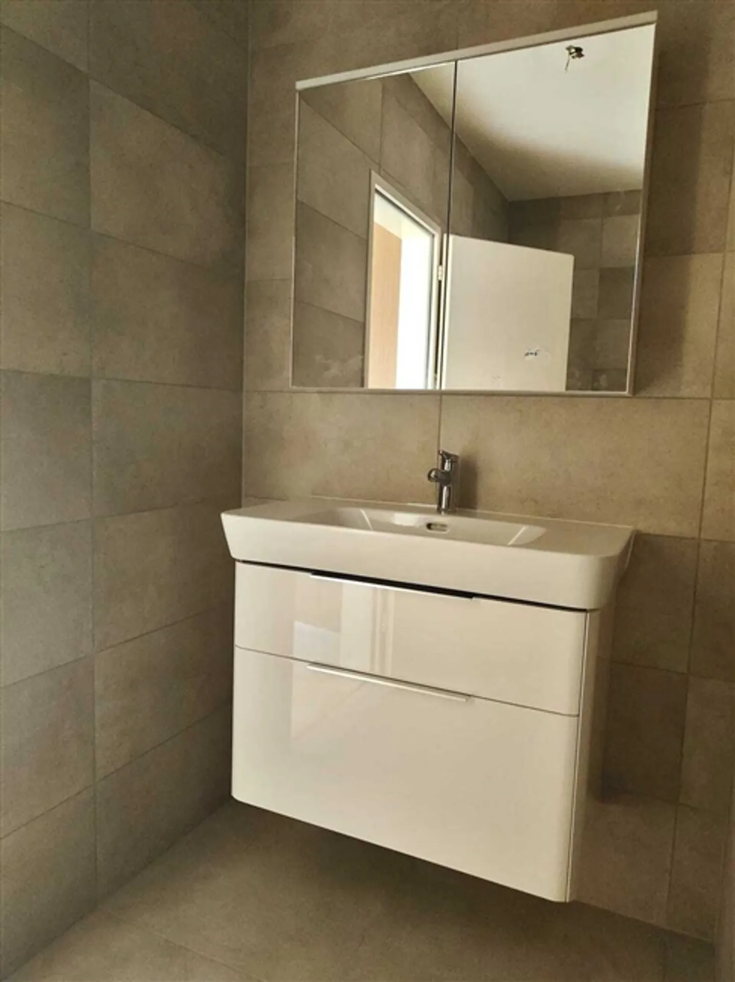 «4.5-Zimmer-Wohnung zu vermieten in ruhiger Lage von Ascona» - Foto 10 von 16