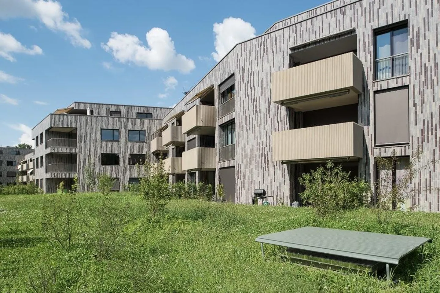 Moderne 2.5-Zimmerwohnung - Foto 1 von 6