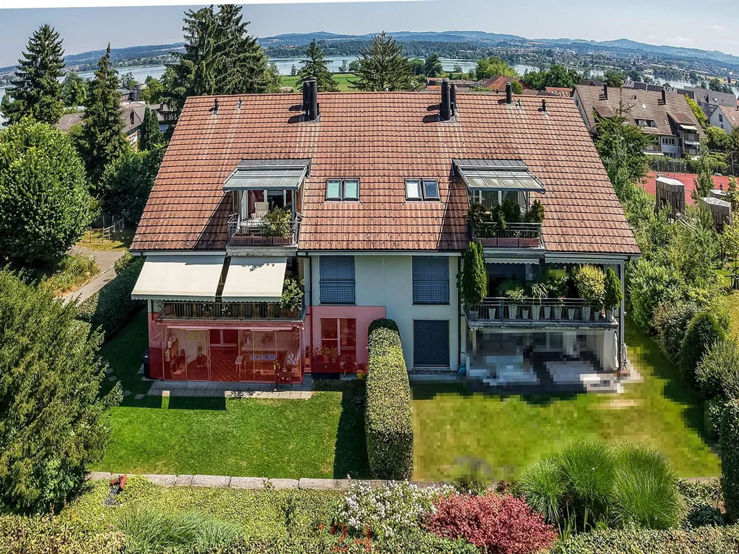 Appartement de jardin de 4,5 pièces bien entretenu avec véranda et cheminée - Photo 1 sur 9