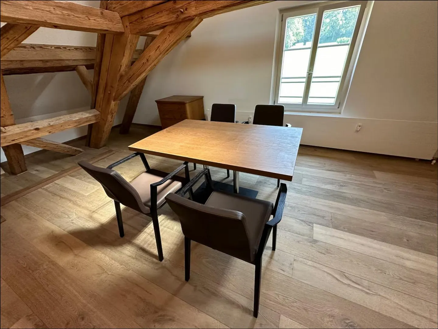 Appartement Loft Moderne dans une Belle Maison en Bois - Photo 8 sur 14