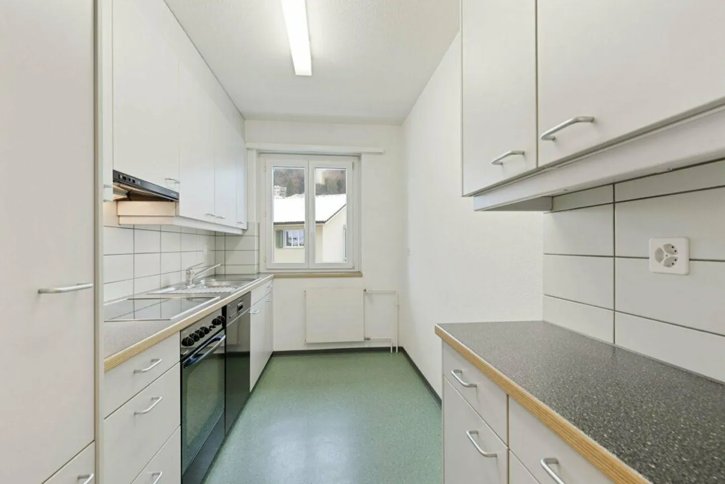Helle 4.5 Zimmerwohnung in Luzern - Foto 2 von 13