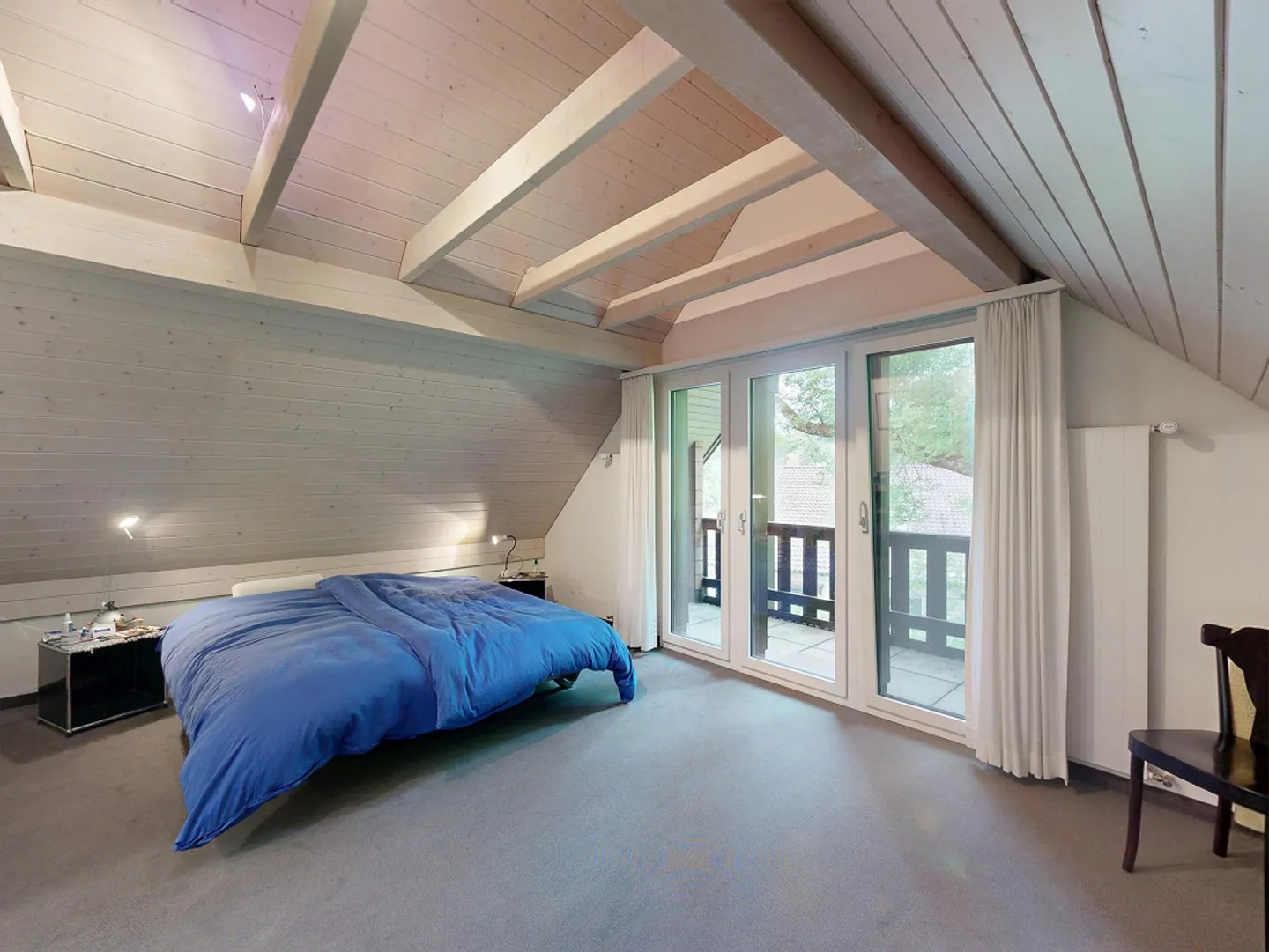 Spacious Single-Family Home with Breathtaking Views - Photo 11 of 18