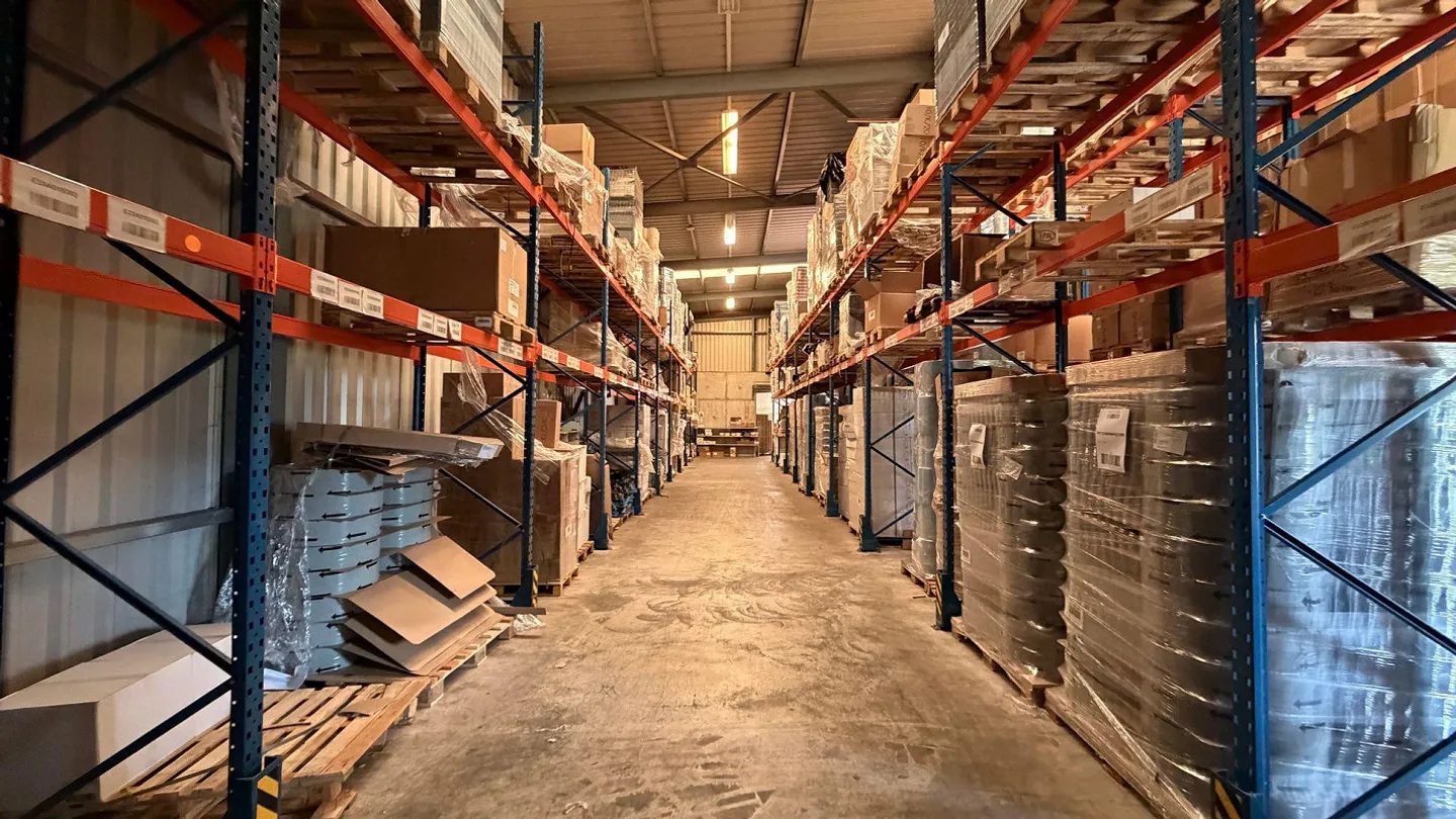 Spazio di magazzino e produzione nell'area industriale di Burgdorf in affitto - Foto 8 di 15