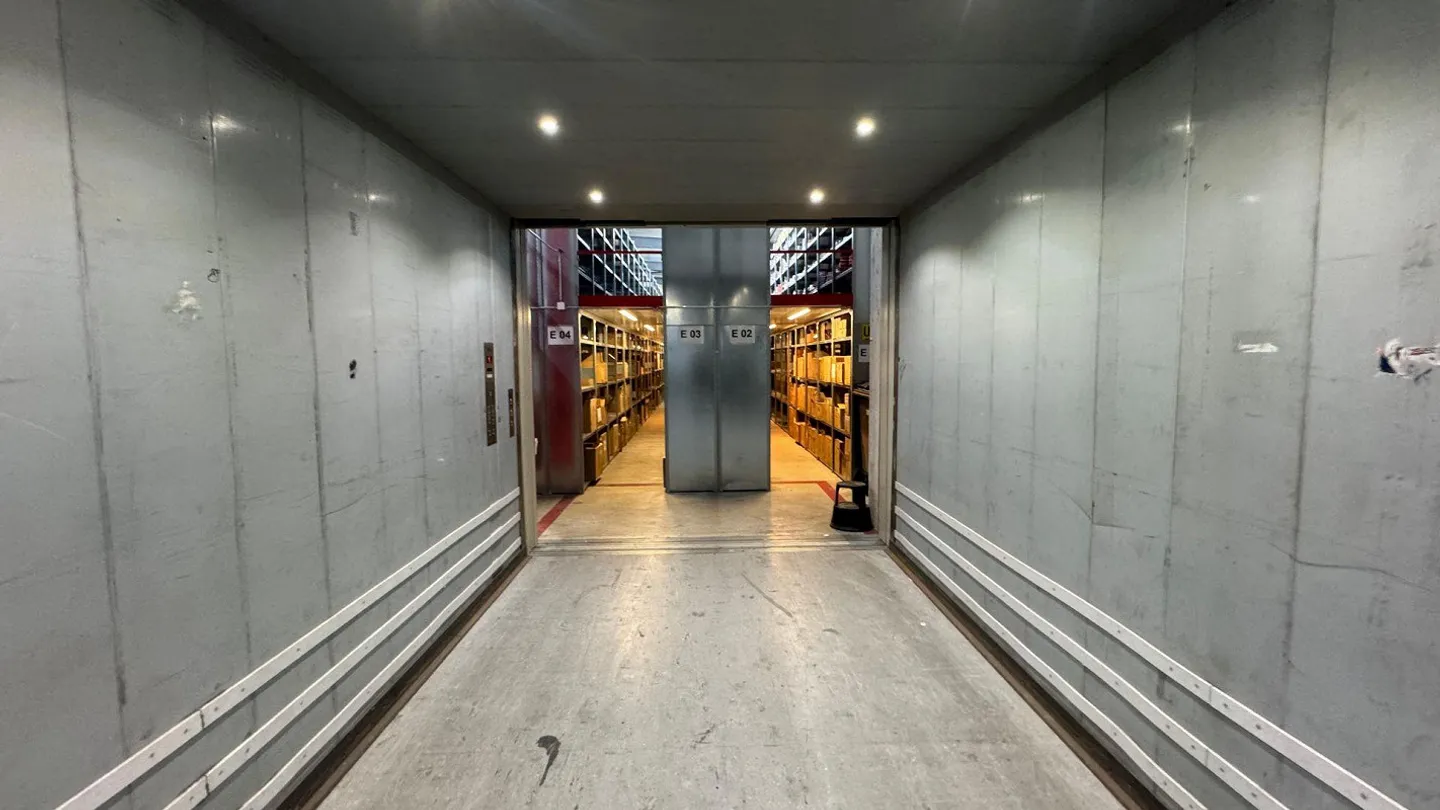 Spazio di magazzino e produzione nell'area industriale di Burgdorf in affitto - Foto 11 di 15