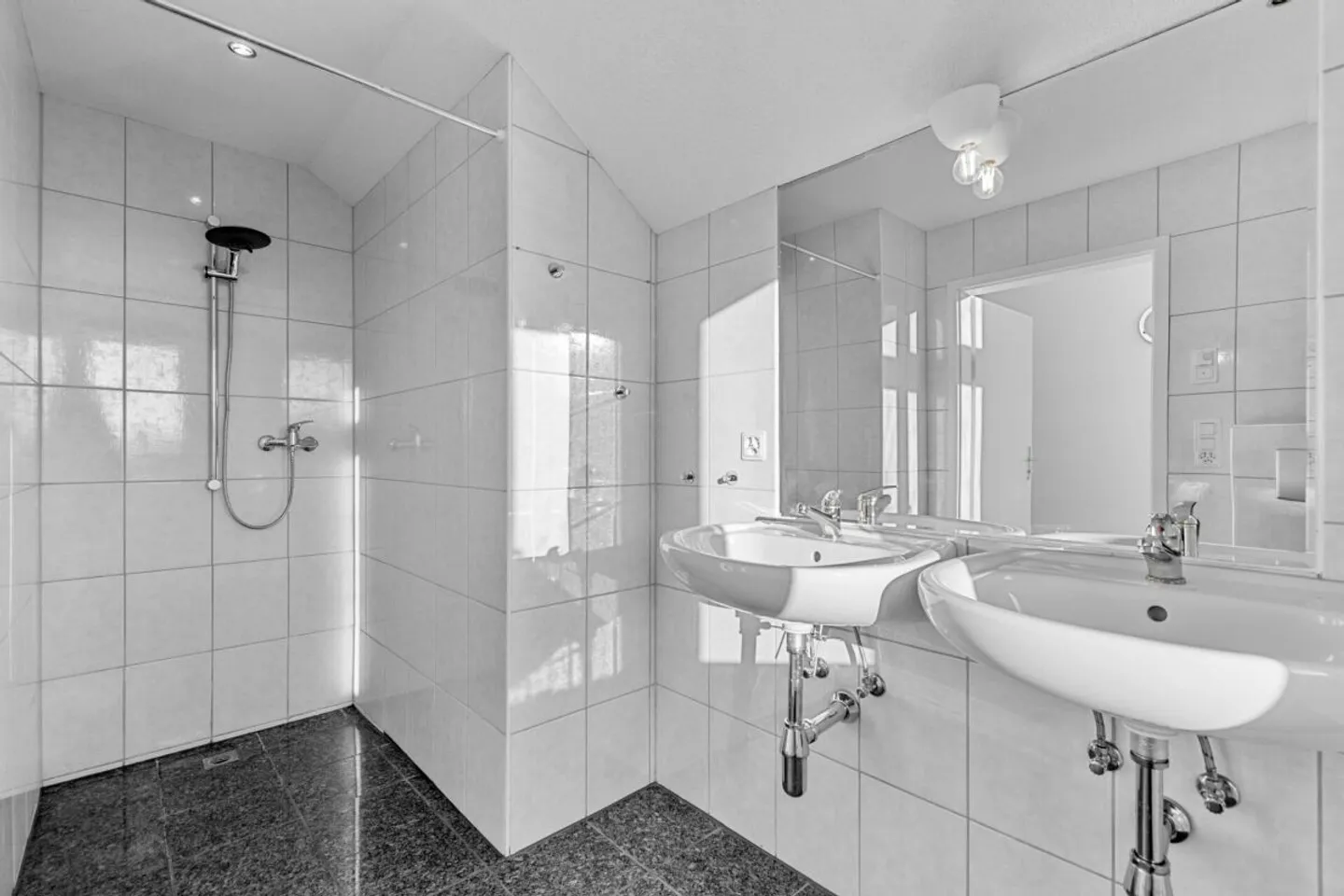 Detached single-family house with swimming pool, sauna, hobby room and large garage! - Photo 13 of 13