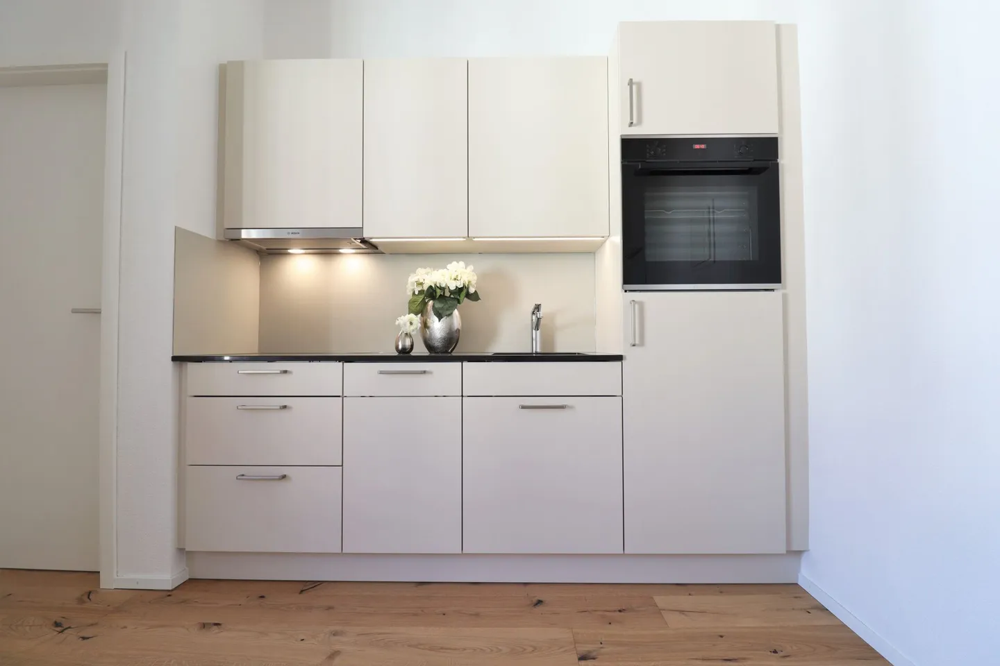 Cercasi nuovo inquilino per un moderno appartamento di 1,5 stanze - Foto 2 di 8