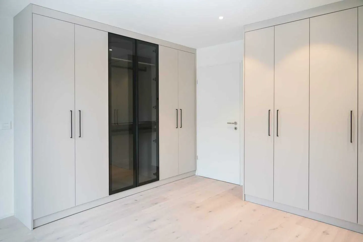 4.5 stanze - nuova costruzione con balcone di 40 m² a Grenchen - prima occupazione - Foto 6 di 13