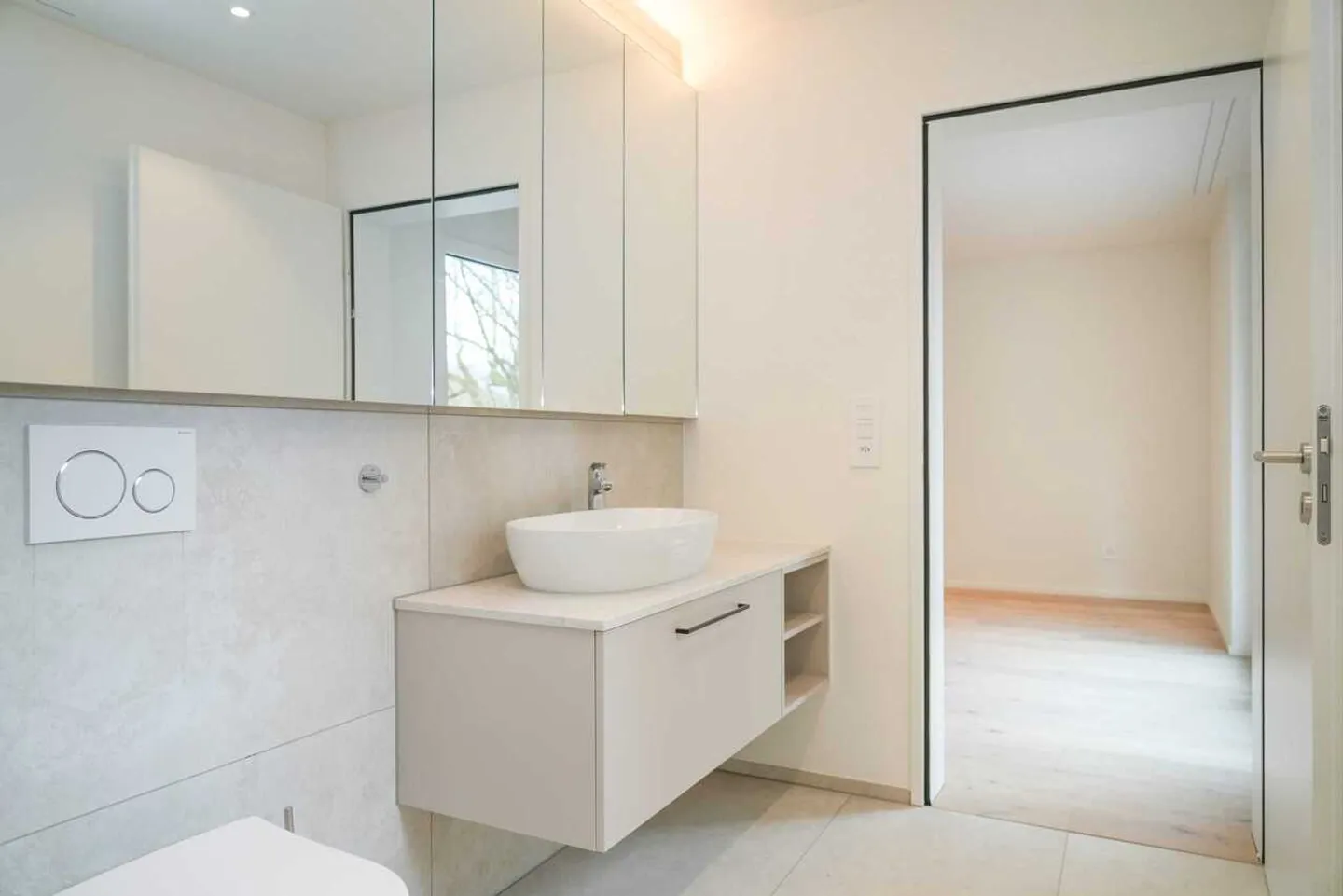 4.5 stanze - nuova costruzione con balcone di 40 m² a Grenchen - prima occupazione - Foto 9 di 13