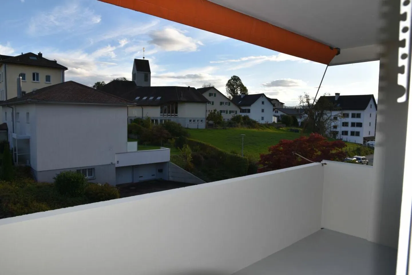 Appartamento 4.5 stanze in una posizione tranquilla - Foto 2 di 15