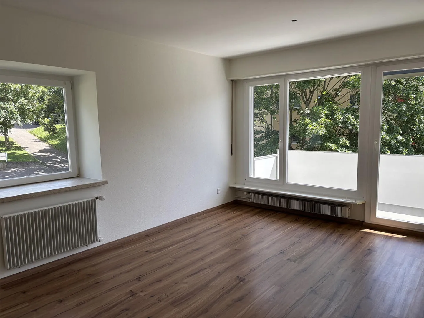 4 Room Apartment - Photo 4 of 10