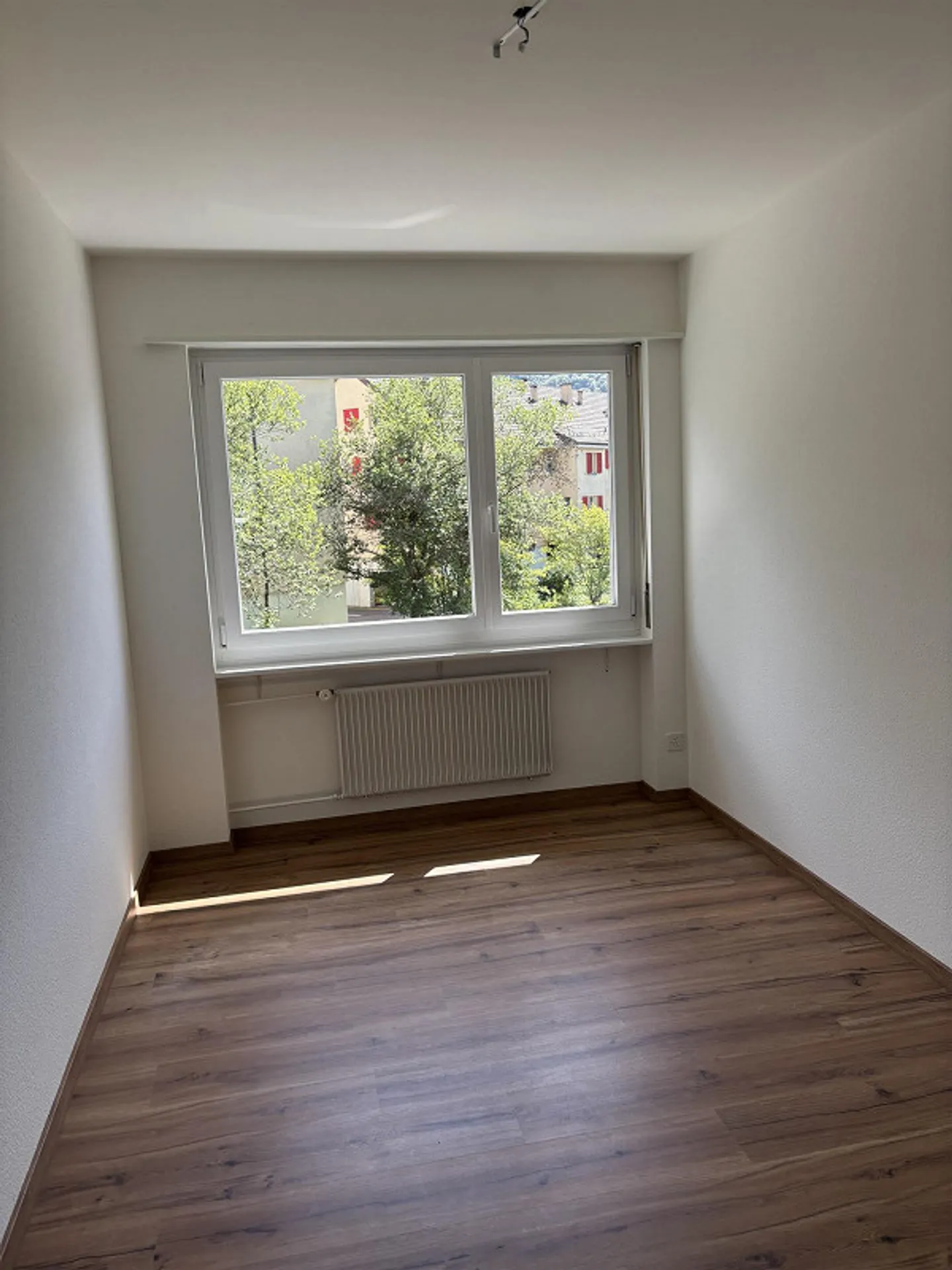 4 Room Apartment - Photo 5 of 10
