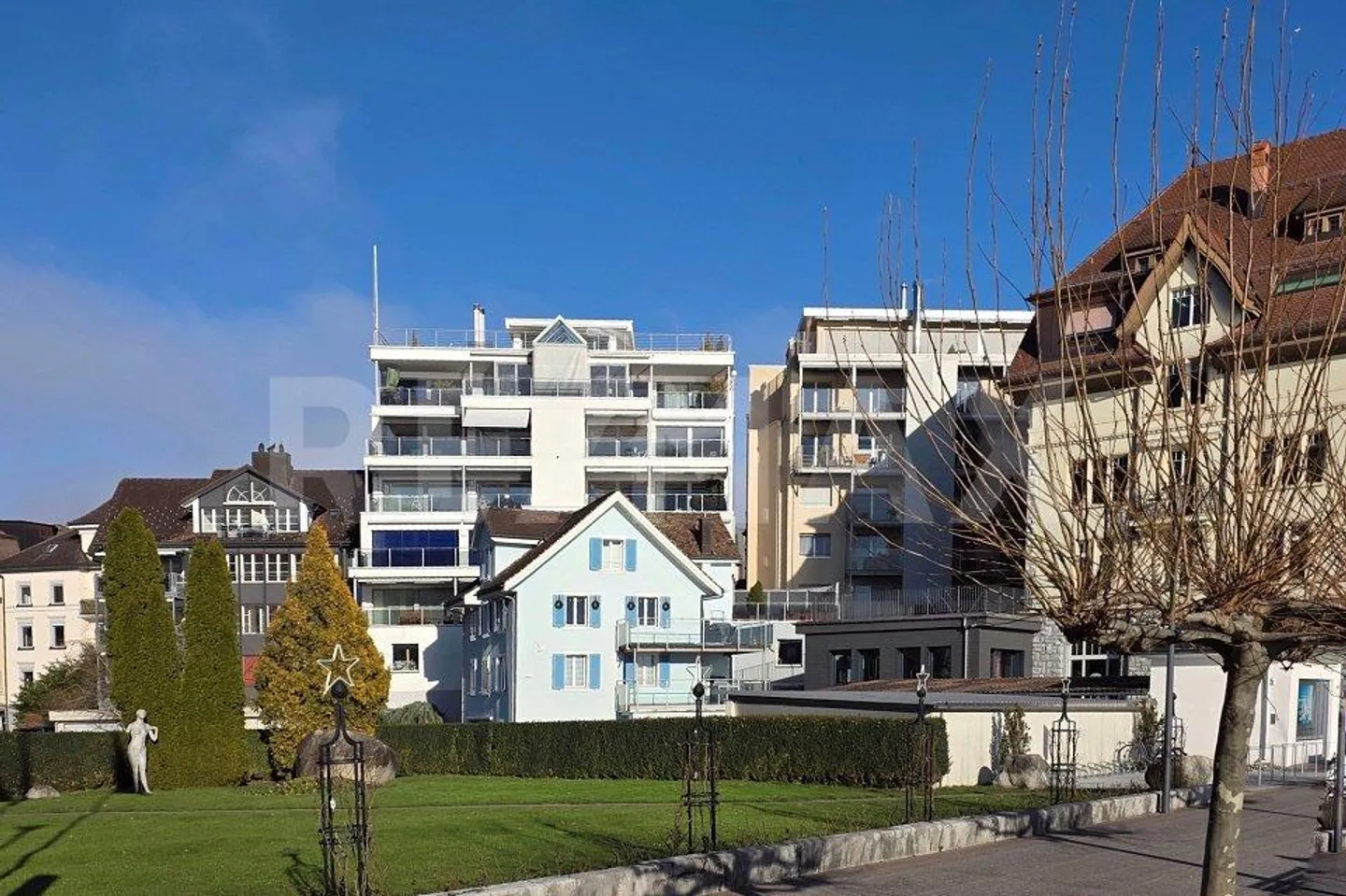 Appartamento esclusivo di 3,5 locali, sul lago di Lucerna - Prima locazione dopo ristrutturazione completa, Brunnen SZ - Foto 7 di 13