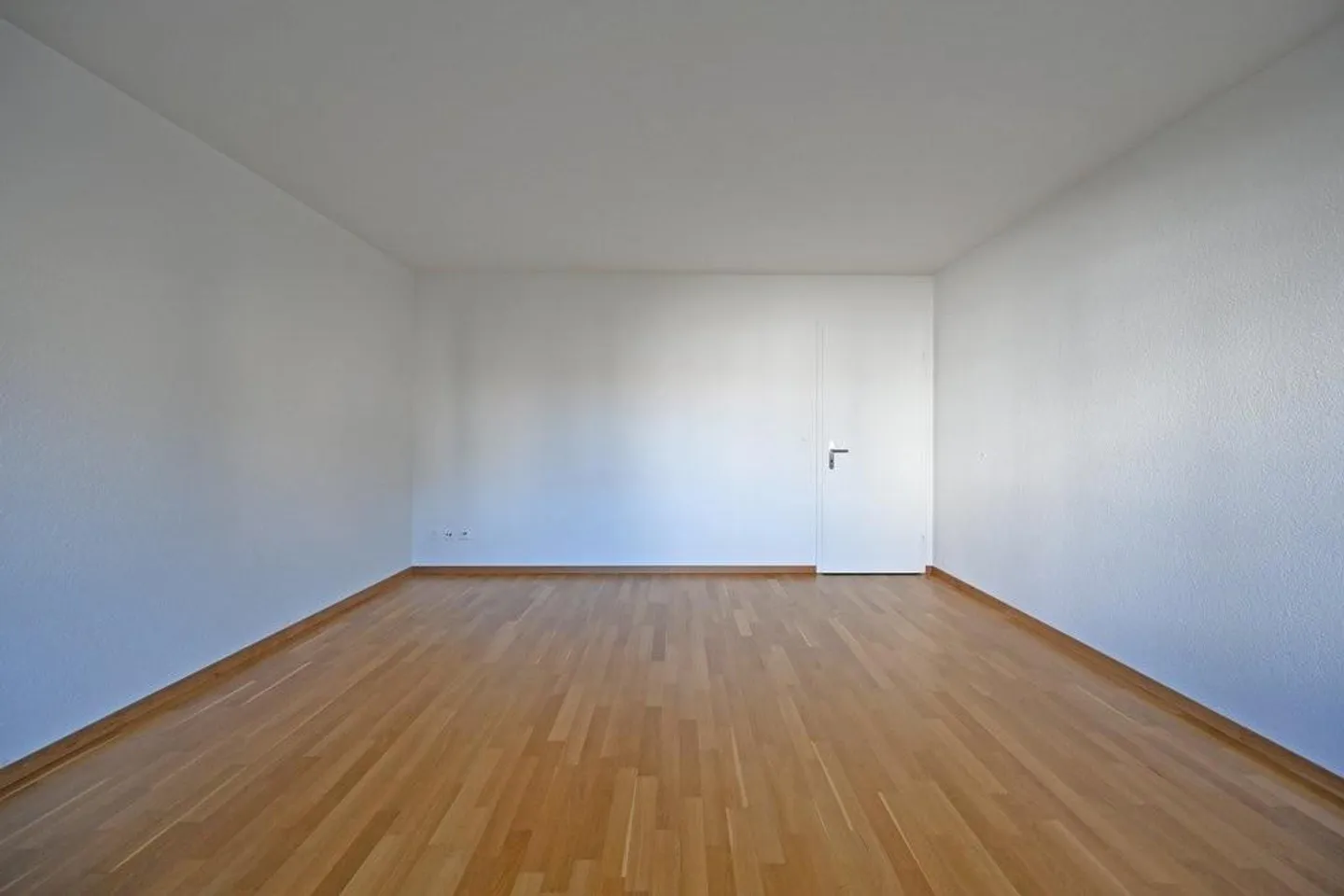 Family Home with Terrace - Photo 4 of 11