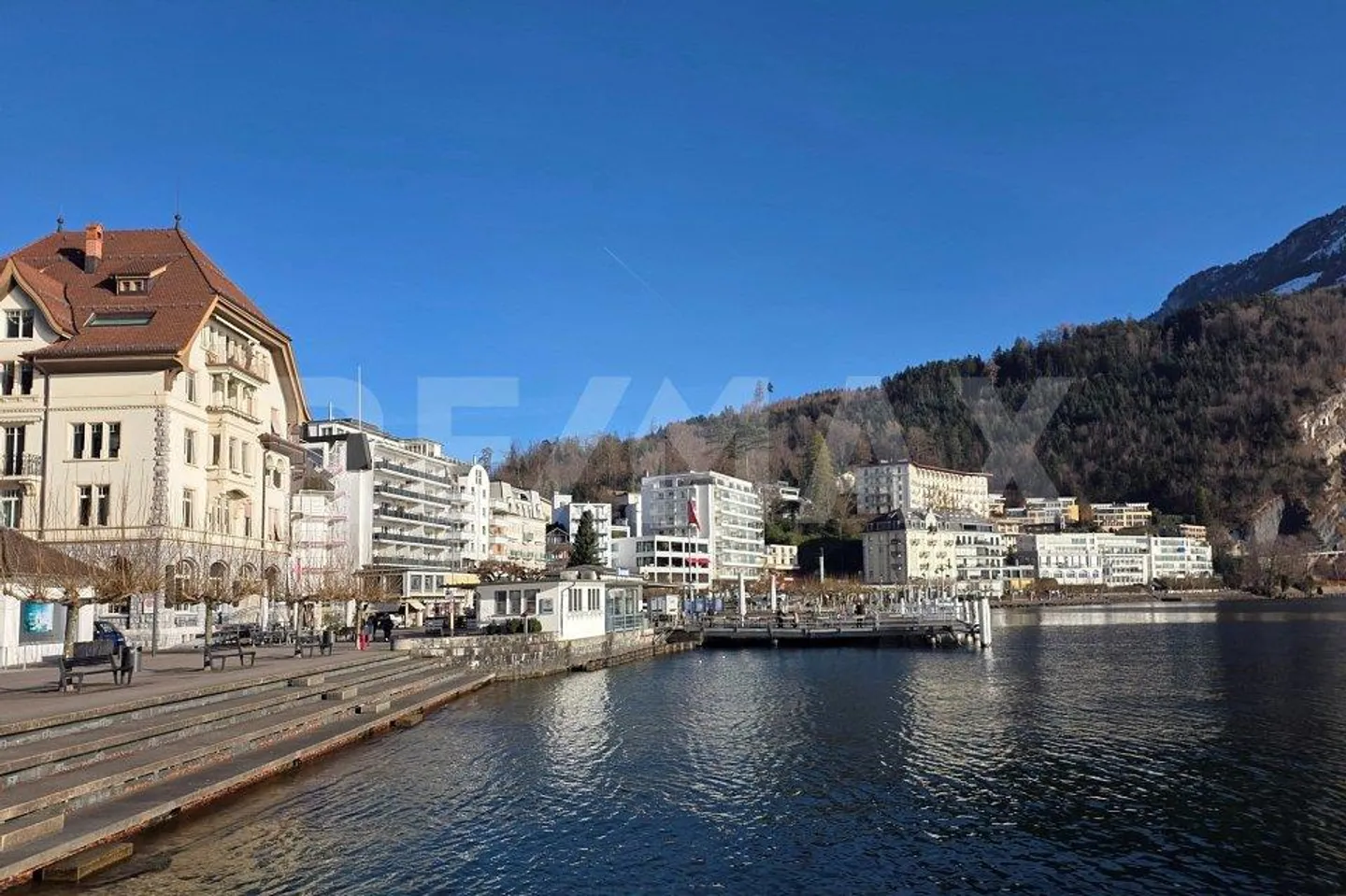 Appartamento esclusivo di 3,5 locali, sul lago di Lucerna - Prima locazione dopo ristrutturazione completa, Brunnen SZ - Foto 8 di 13