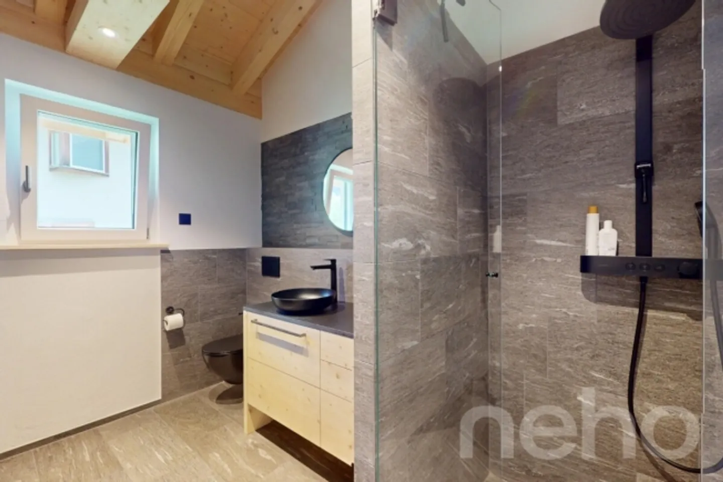 Modern 3.5-room penthouse with stunning views in Rueras - Photo 11 of 12