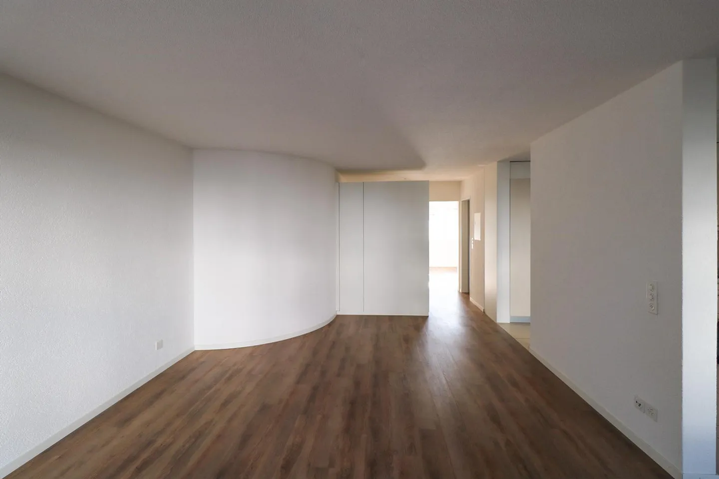 App. 3.5 Zimmer Erdgeschoss / 3.5-Zimmerwohnung im Hochparterre - Foto 5 von 6