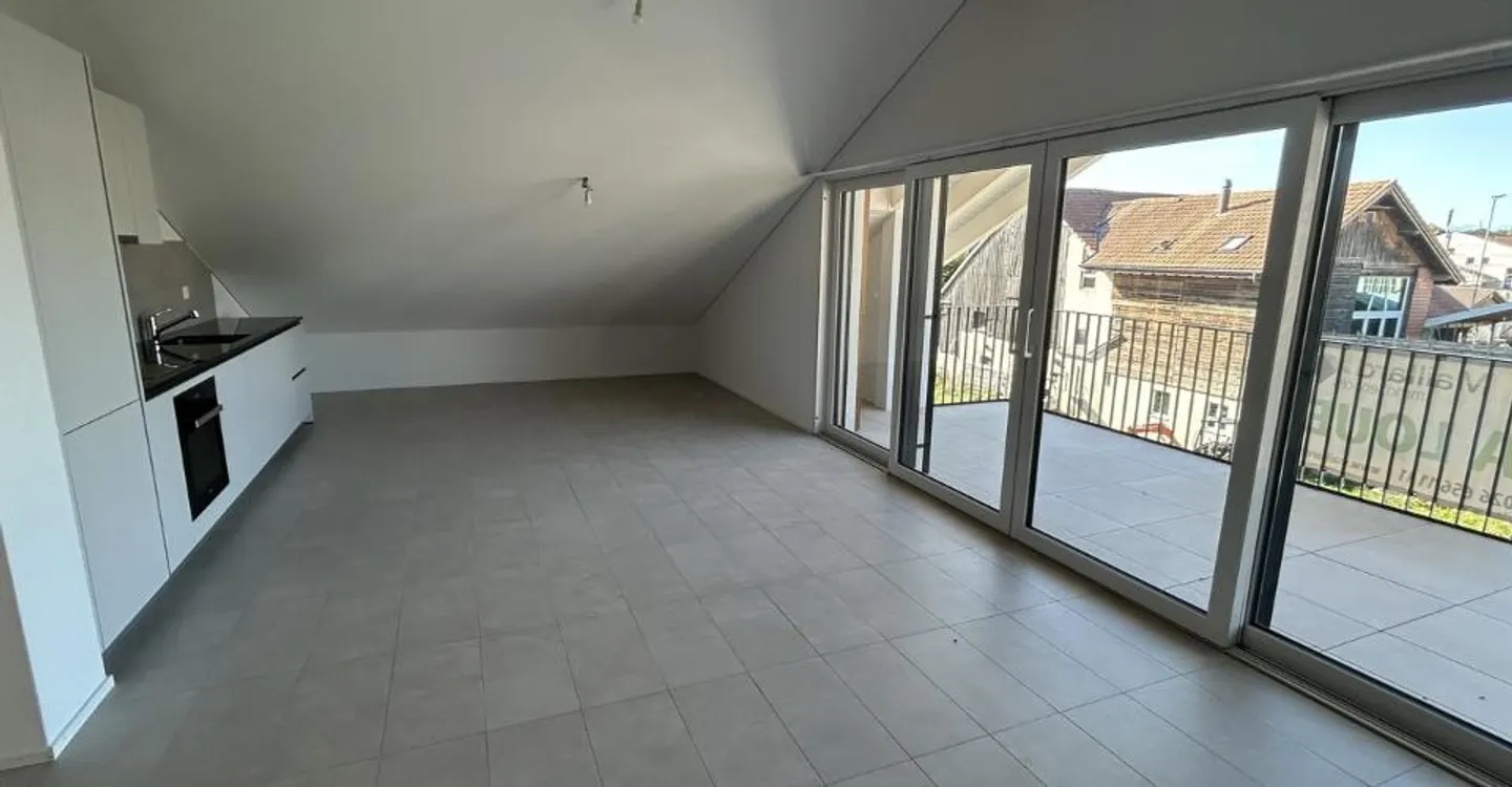 Neue Dachgeschosswohnung - Erste Miete gratis! - Foto 3 von 9