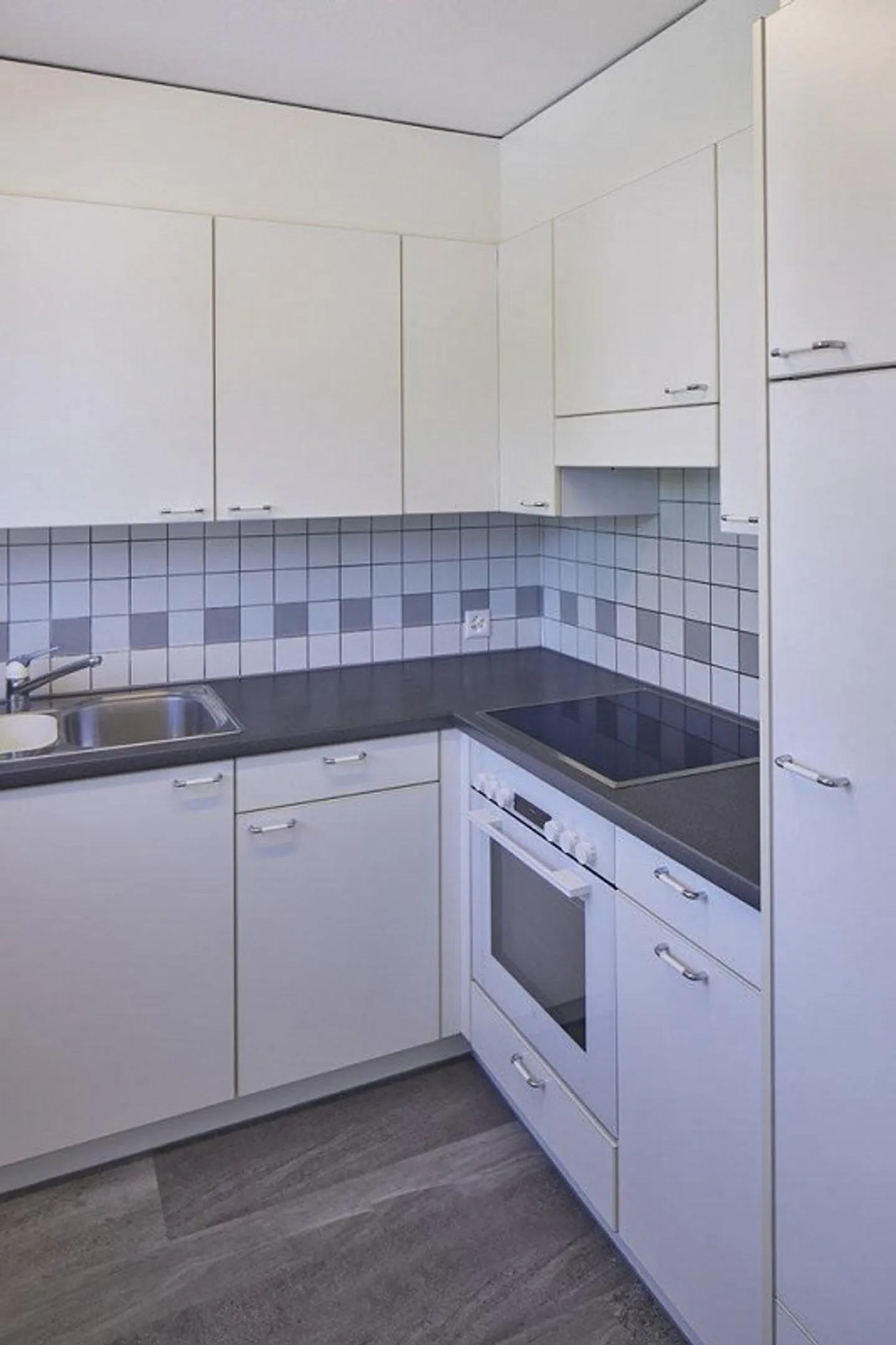 LOUER SANS CAUTION propriété populaire, à meilleur emplacement - Photo 2 sur 9