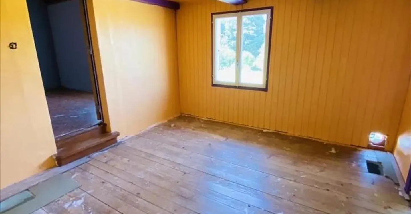 4.5 Room House - Photo 13 of 13